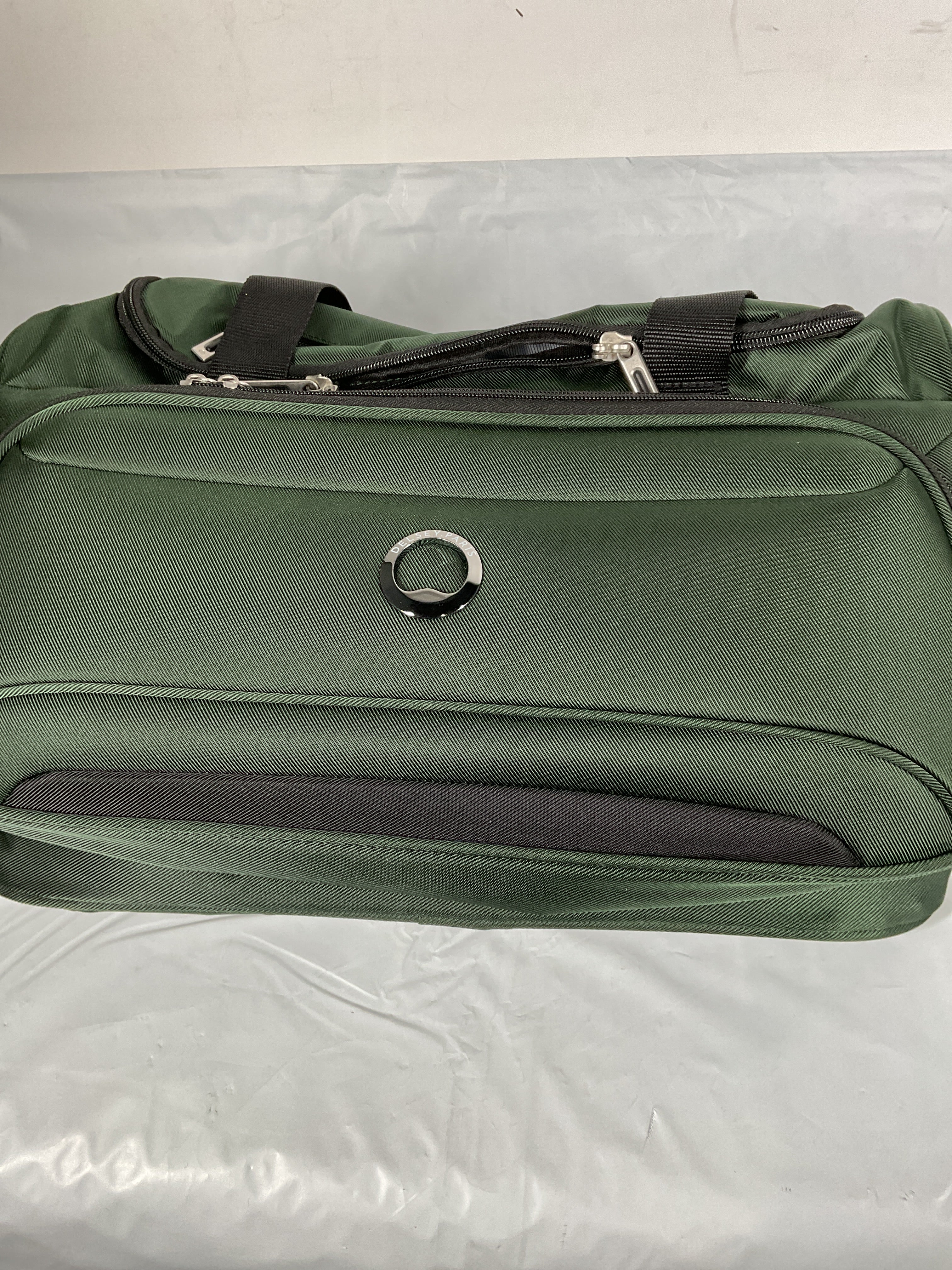 DELSEY Paris Sky Max 2.0 Duffle Carry-on Bag ( Green , 4 Piece Set w/Underseater ) Green 4 Piece Set W Underseater U1