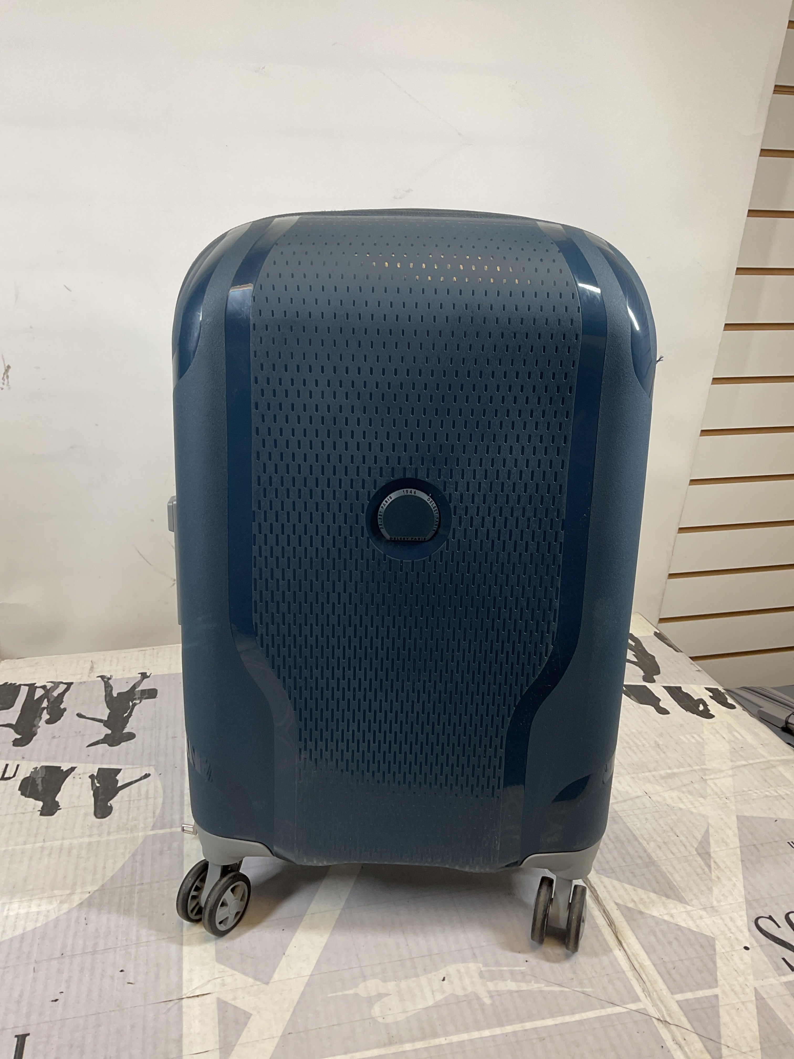 DELSEY Paris Clavel Hardside Expandable Luggage with Spinner Wheels ( BLUE JEAN , Carry-On 19 Inch ) BLUE JEAN Carry On 19 Inch U40