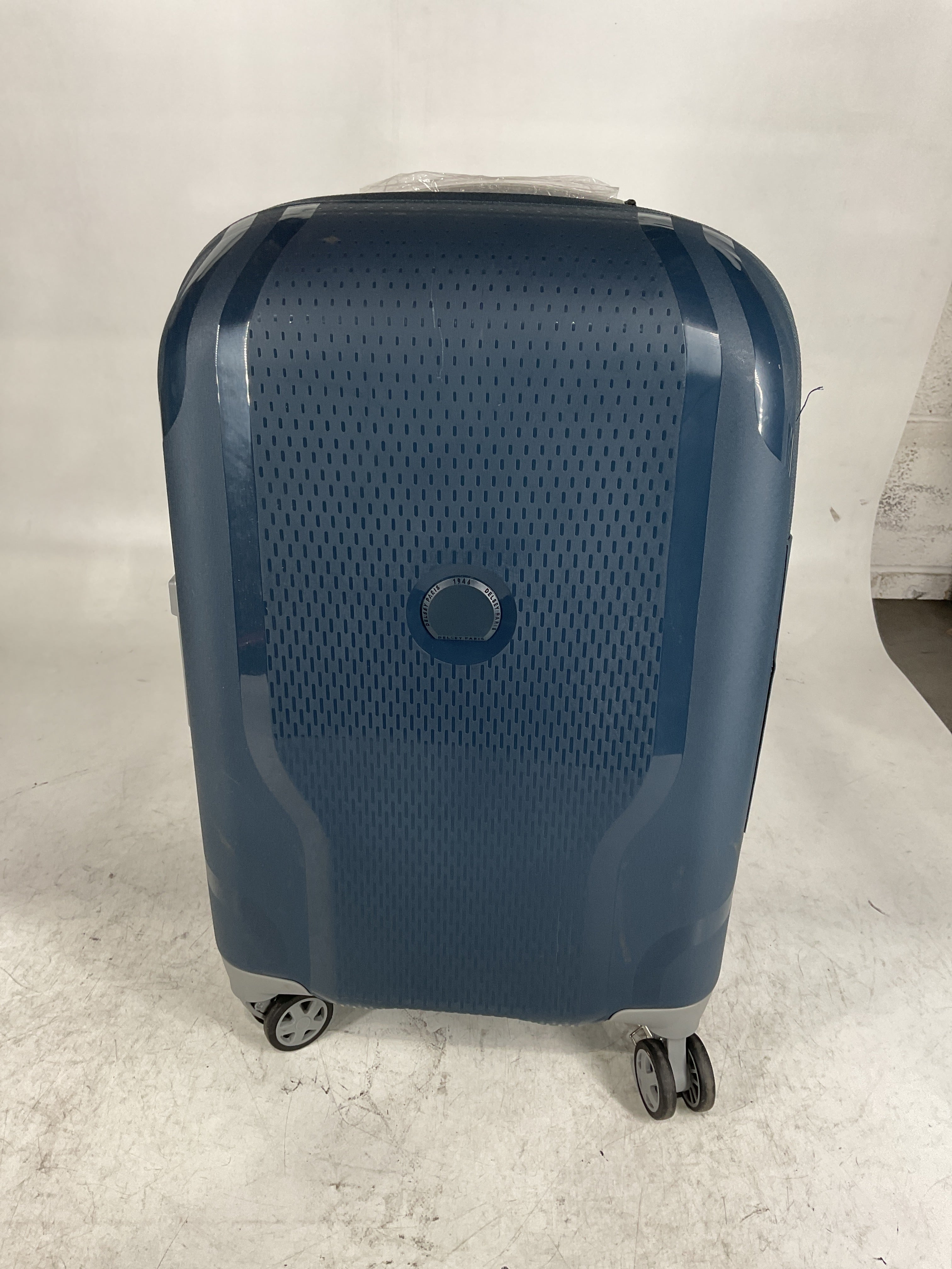 DELSEY Paris Clavel Hardside Expandable Luggage with Spinner Wheels U9