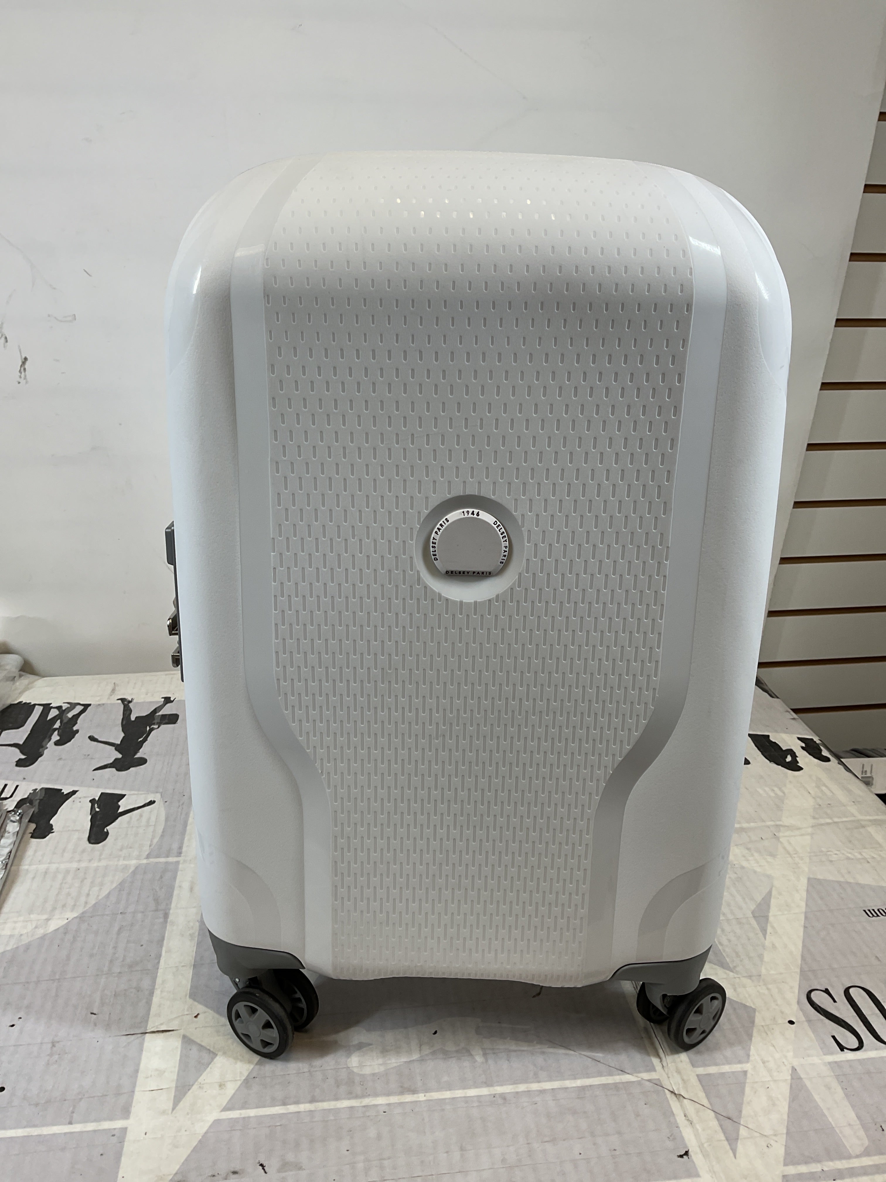 DELSEY Paris Clavel Hardside Expandable Luggage with Spinner Wheels ( WHITE , Carry-On 19 Inch ) WHITE Carry On 19 Inch U13
