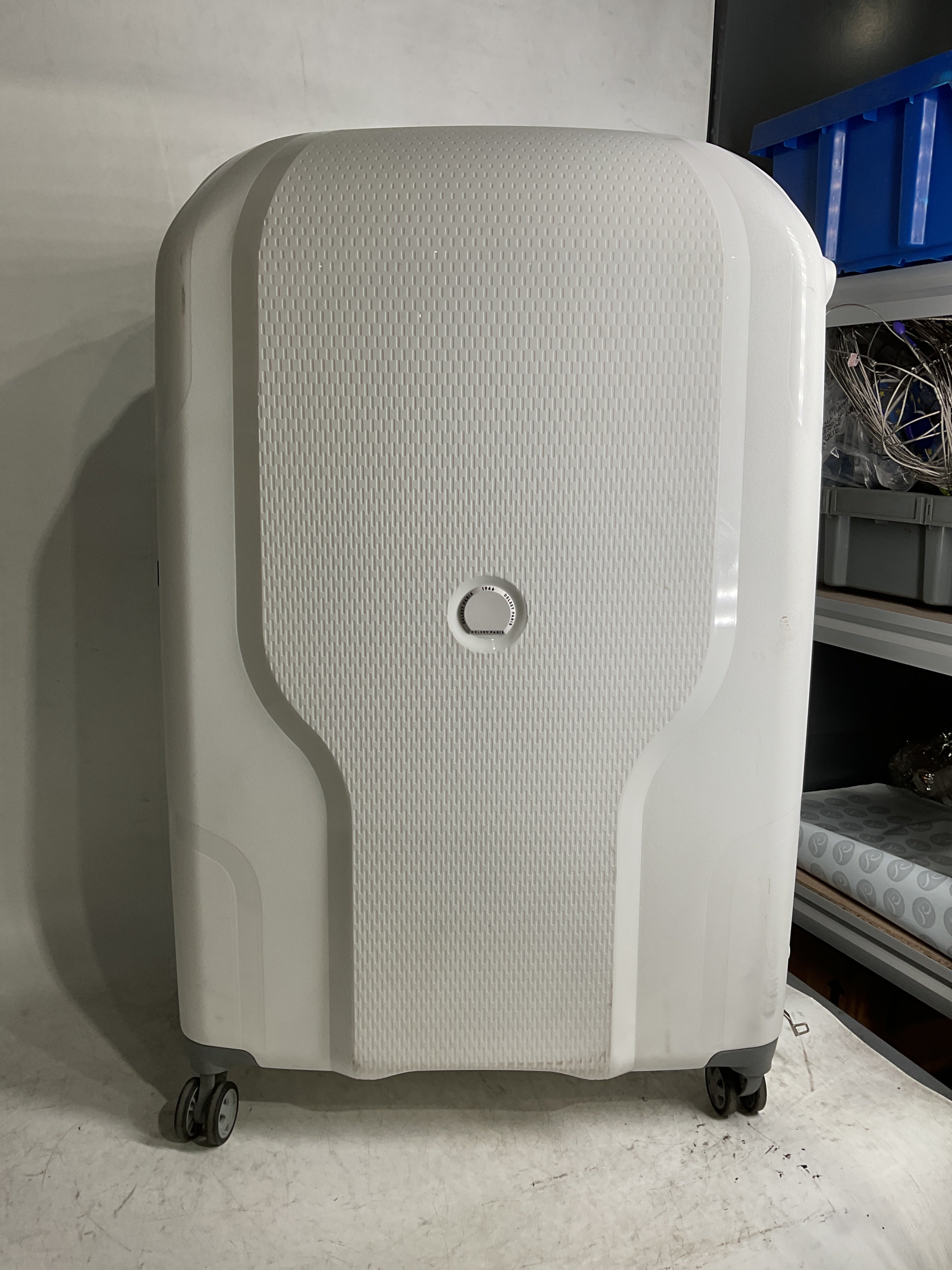 DELSEY Paris Clavel Hardside Expandable Luggage with Spinner Wheels ( WHITE , Checked-Large 30 Inch ) WHITE Checked Large 30 Inch U10