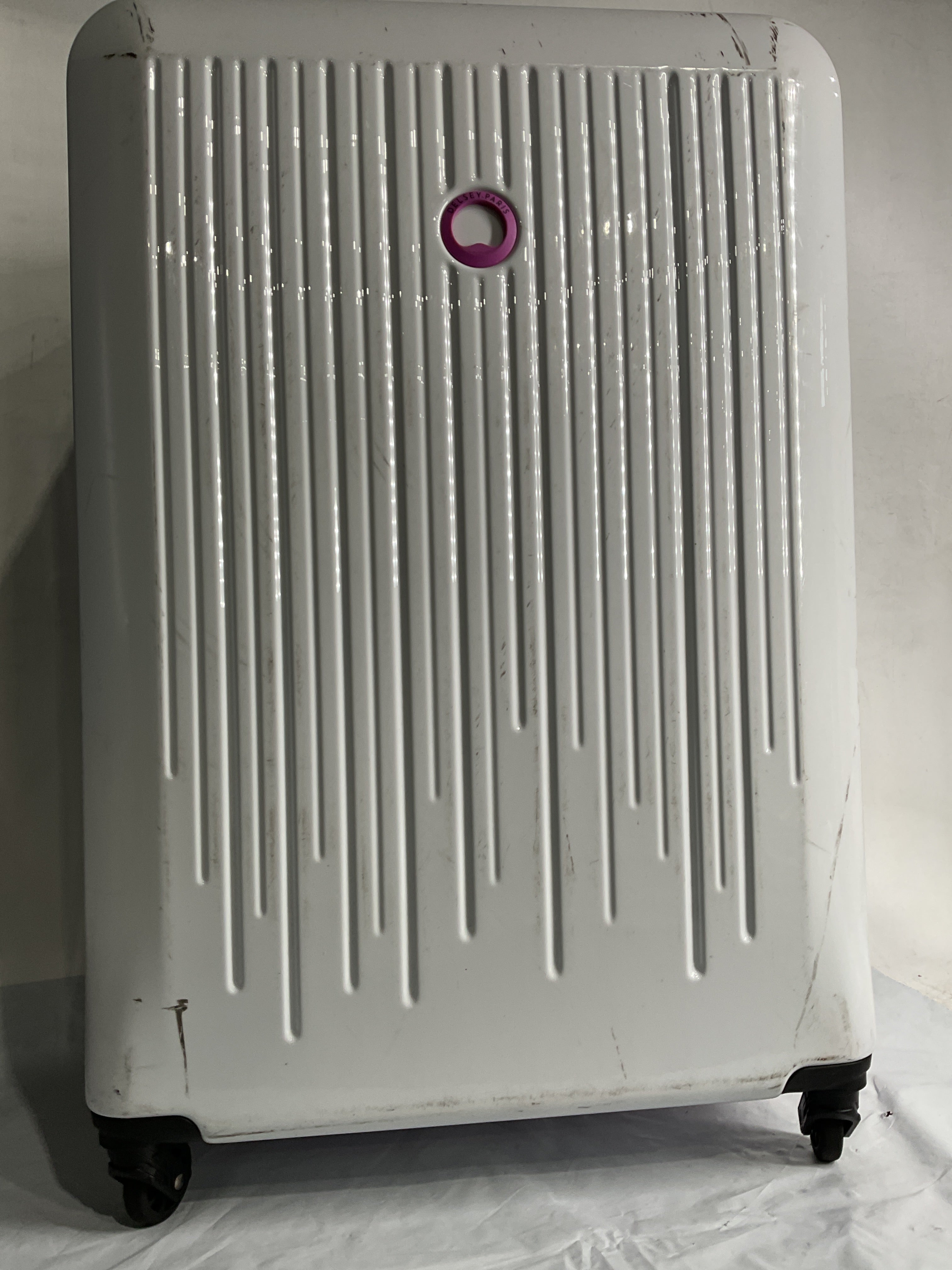 Delsey Paris Christine Hardside Expandable Luggage with Spinner Wheels ( White with Mauve Trim , Checked-Large 28 Inch ) White with Mauve Trim Checked Large 28 Inch U1