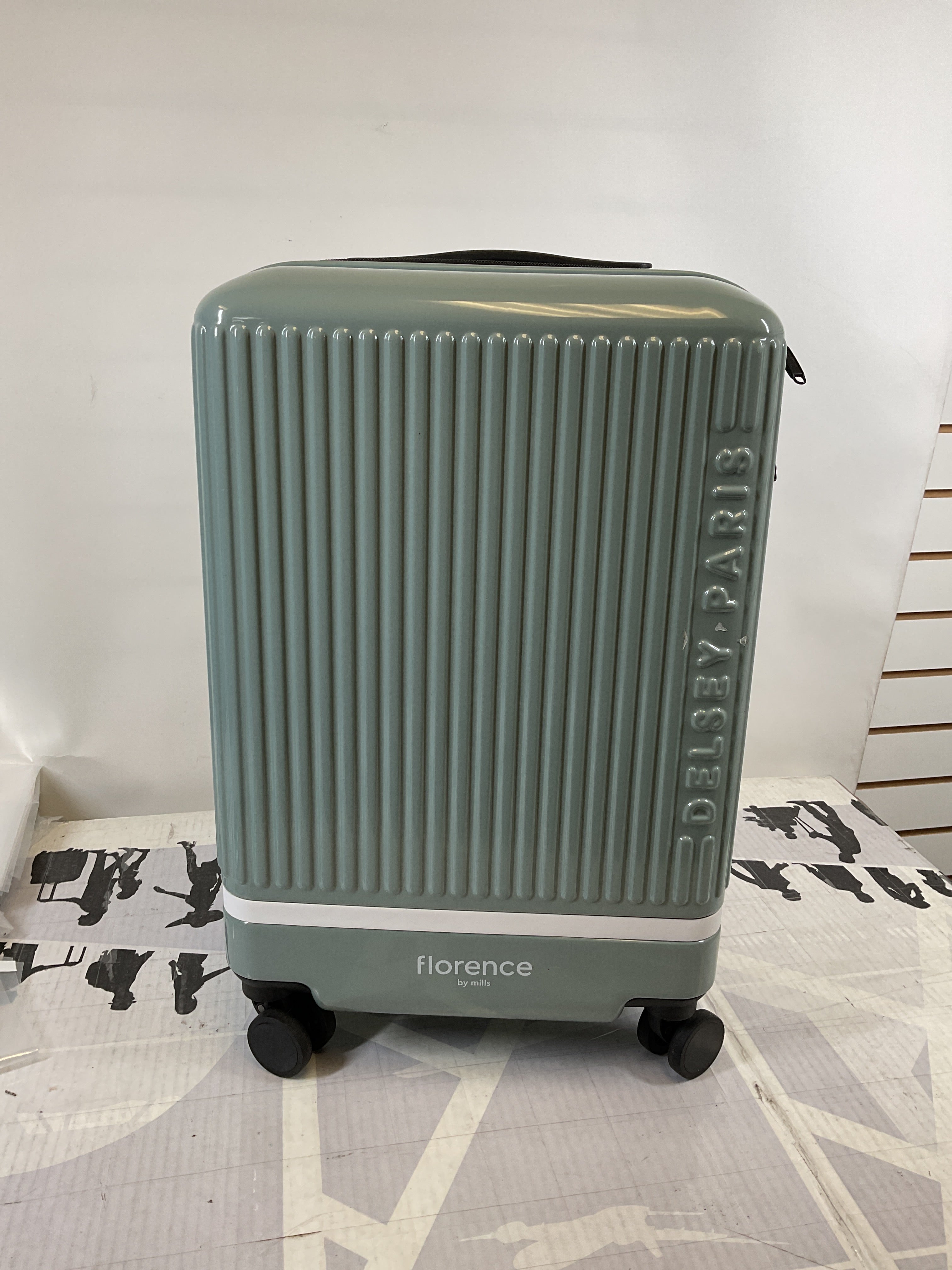 florence by mills x DELSEY PARIS Spin Me Away Expandable 20" Carry-On Spinner Upright ( Sage Green , 20" Carry-On Spinner ) Sage Green 20 Carry On Spinner U2