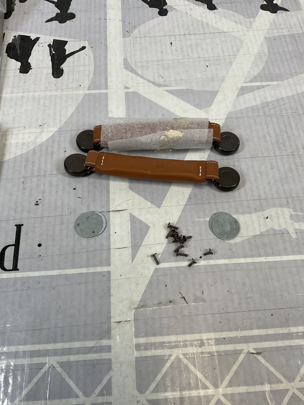 Delsey Paris Chatelet Set of Handles U32