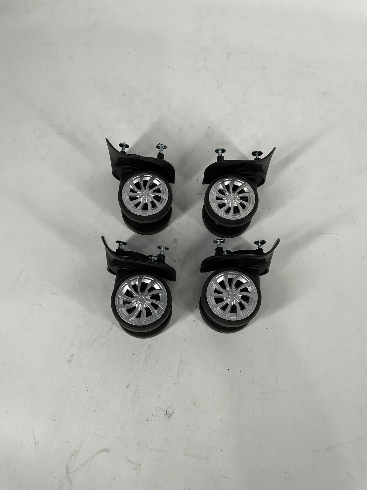 Delsey Paris Jessica Medium Set of 4 Wheels U46