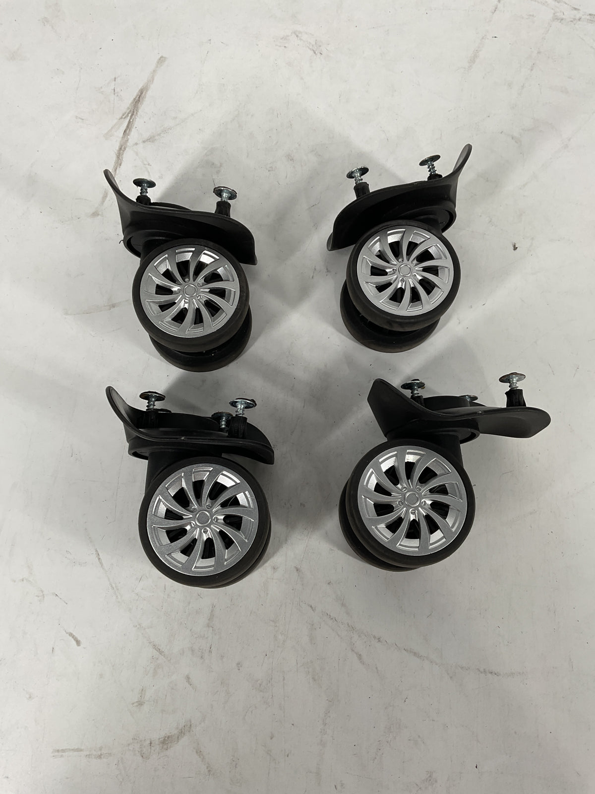 Delsey Paris Margot Medium Set of 4 Wheels U49