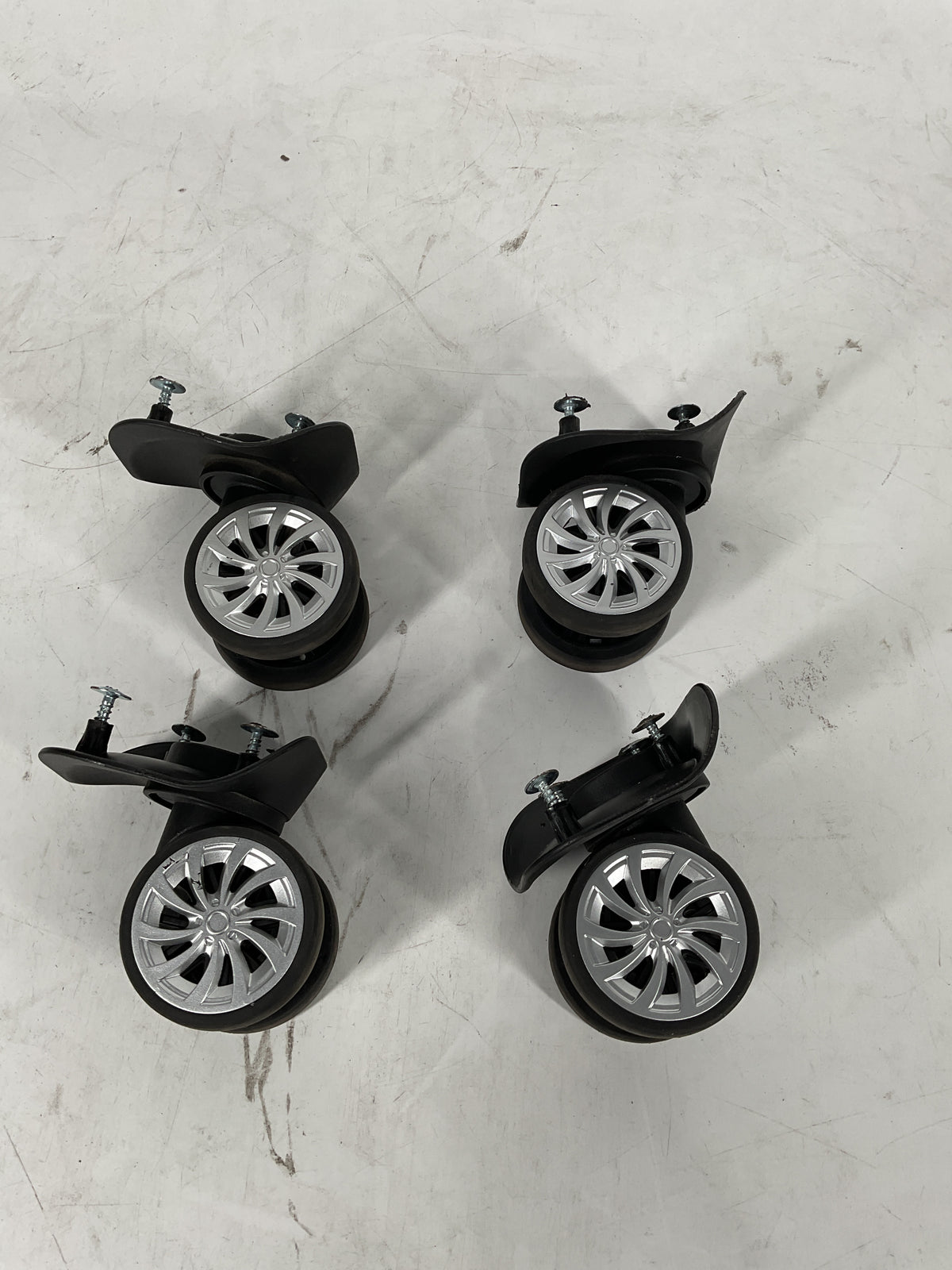 Delsey Paris Margot Medium Set of 4 Wheels U52