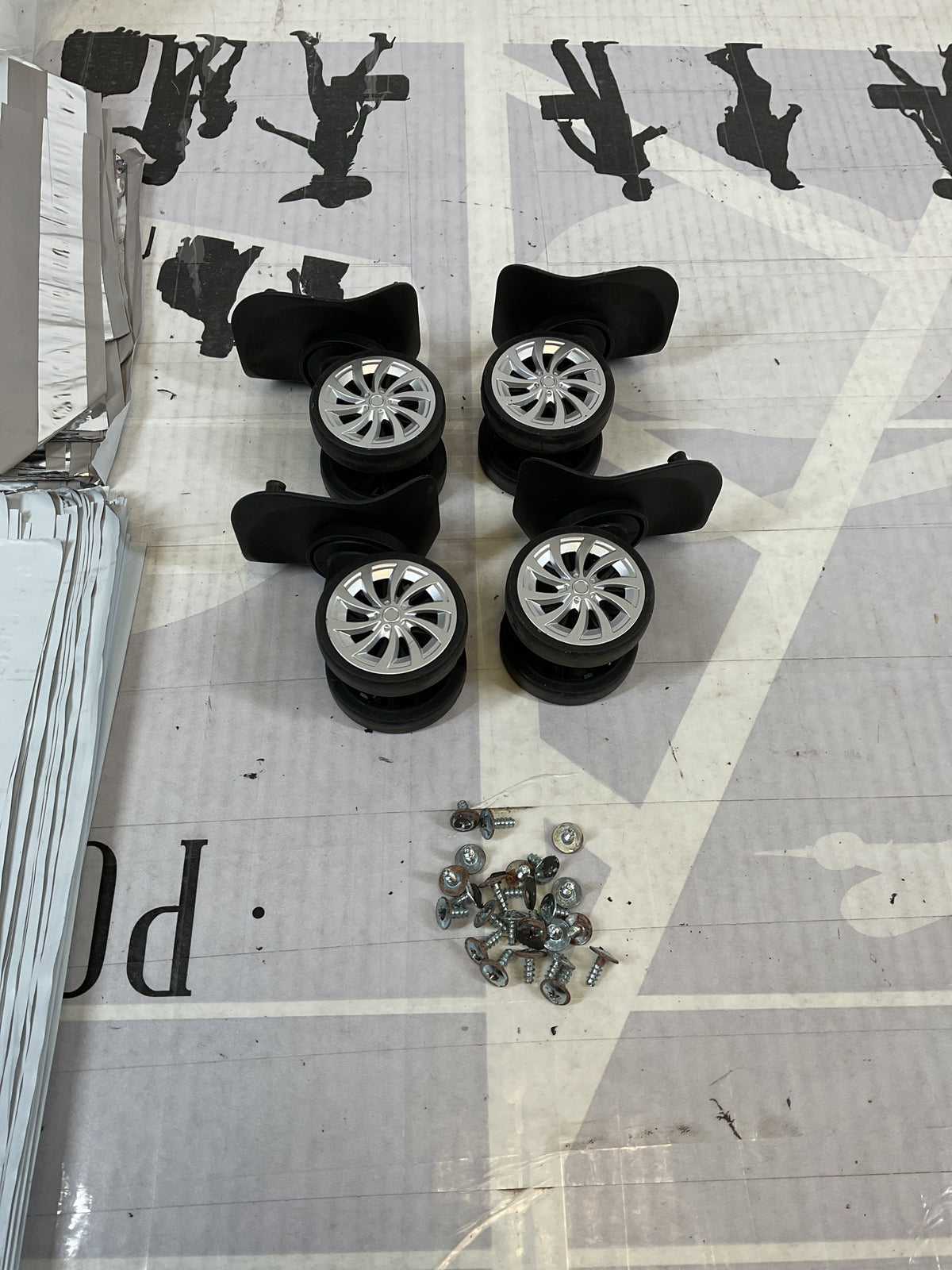 Delsey Paris Margot Large Set of 4 Wheels U91