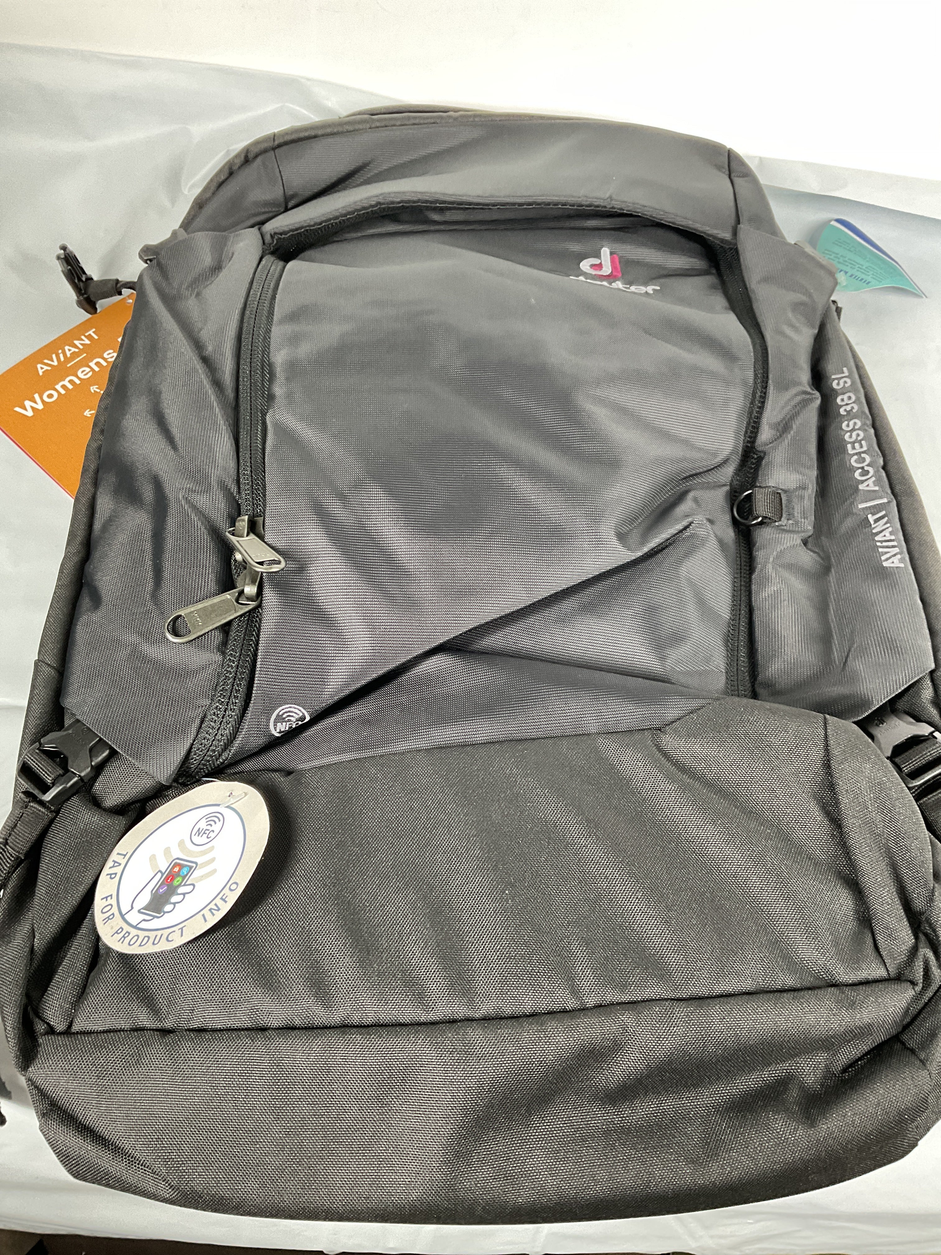 Deuter AViANT Access 38 SL ( Black , One Size ) Black One Size U1