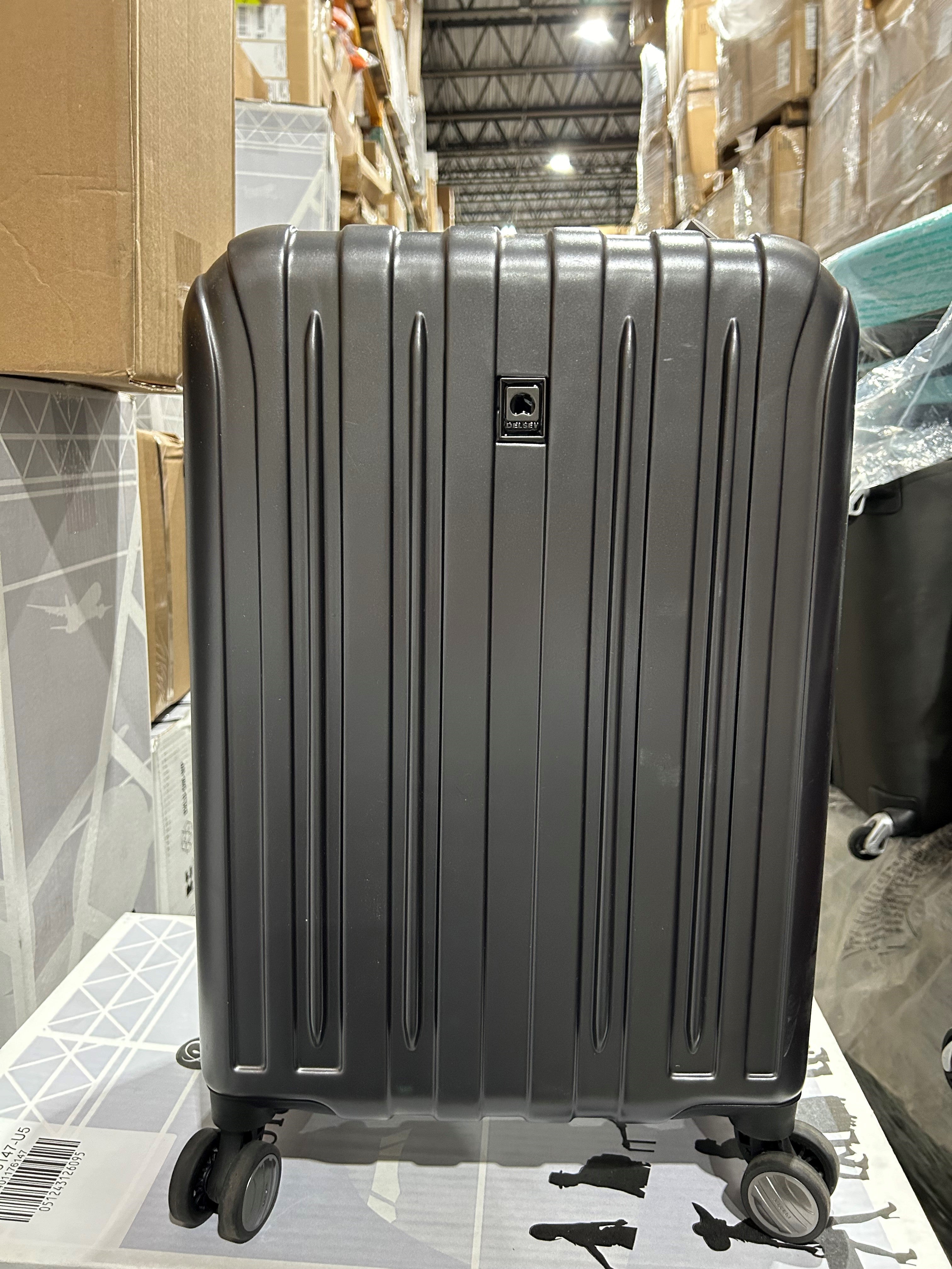 Delsey Helium Titanium Carry-on Exp Spinner Trolley - Graphite/One size