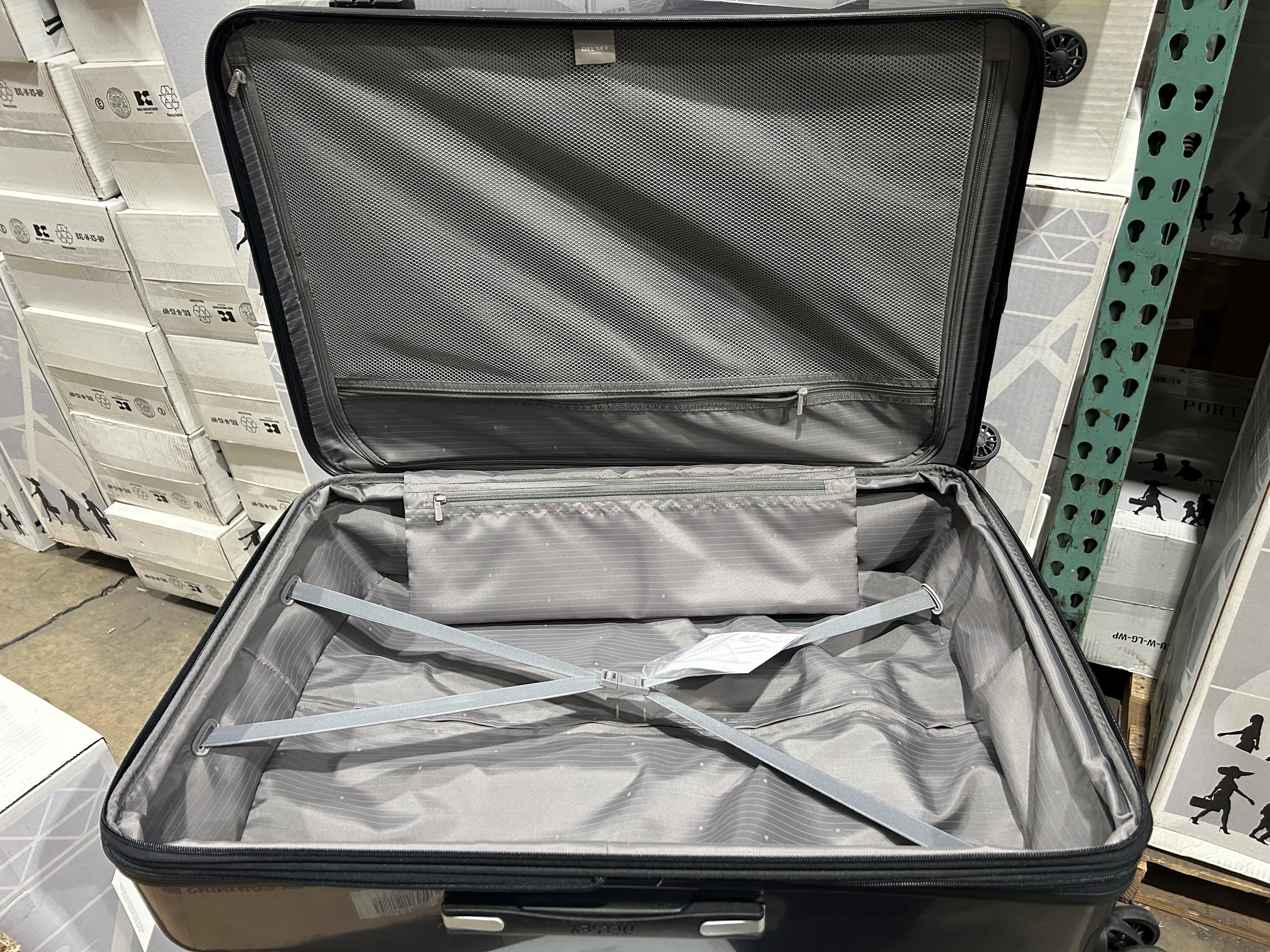 Delsey Luggage Helium Aero 29 Inch Expandable Spinner Trolley U6
