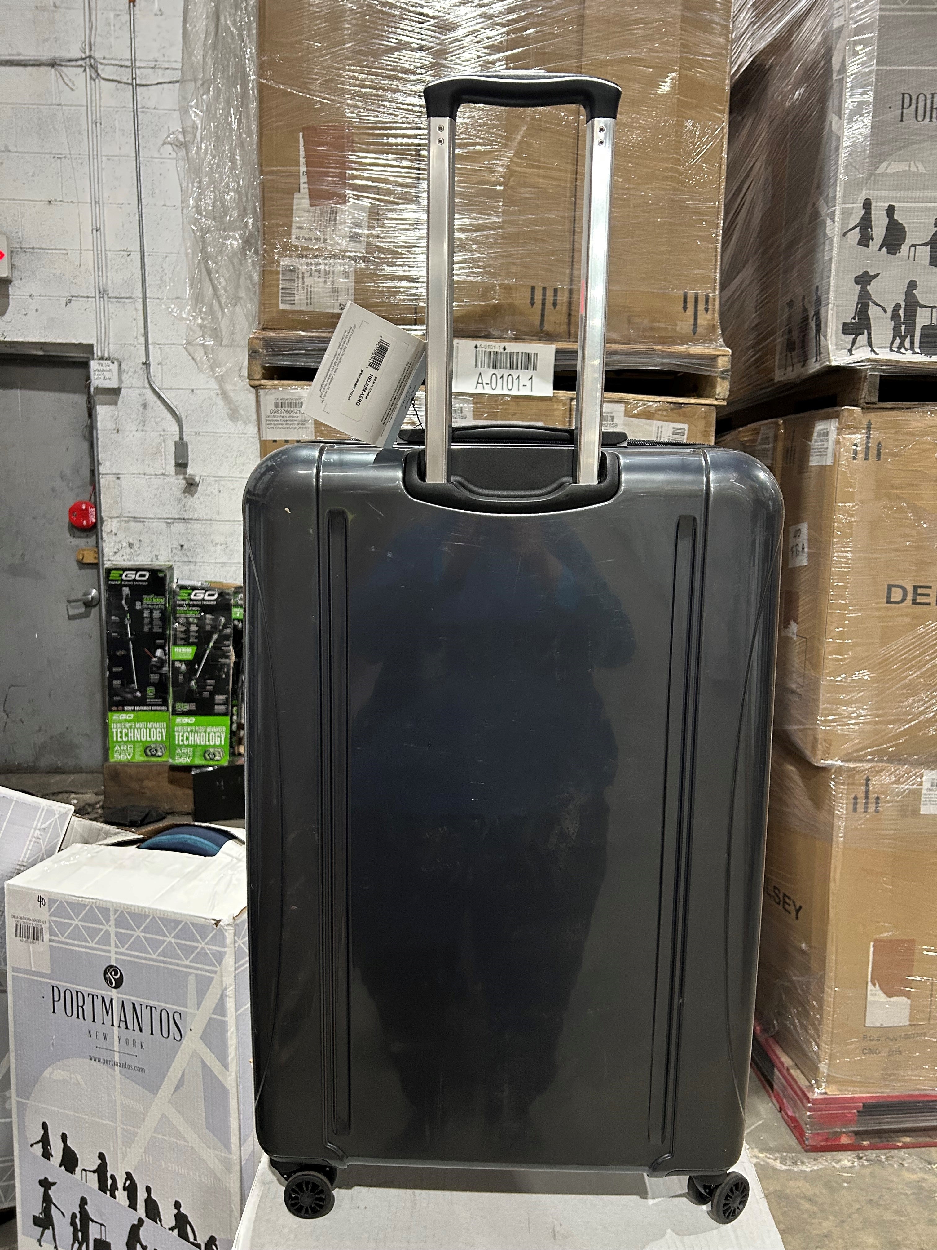 Delsey Luggage Helium Aero 29 Inch Expandable Spinner Trolley U7