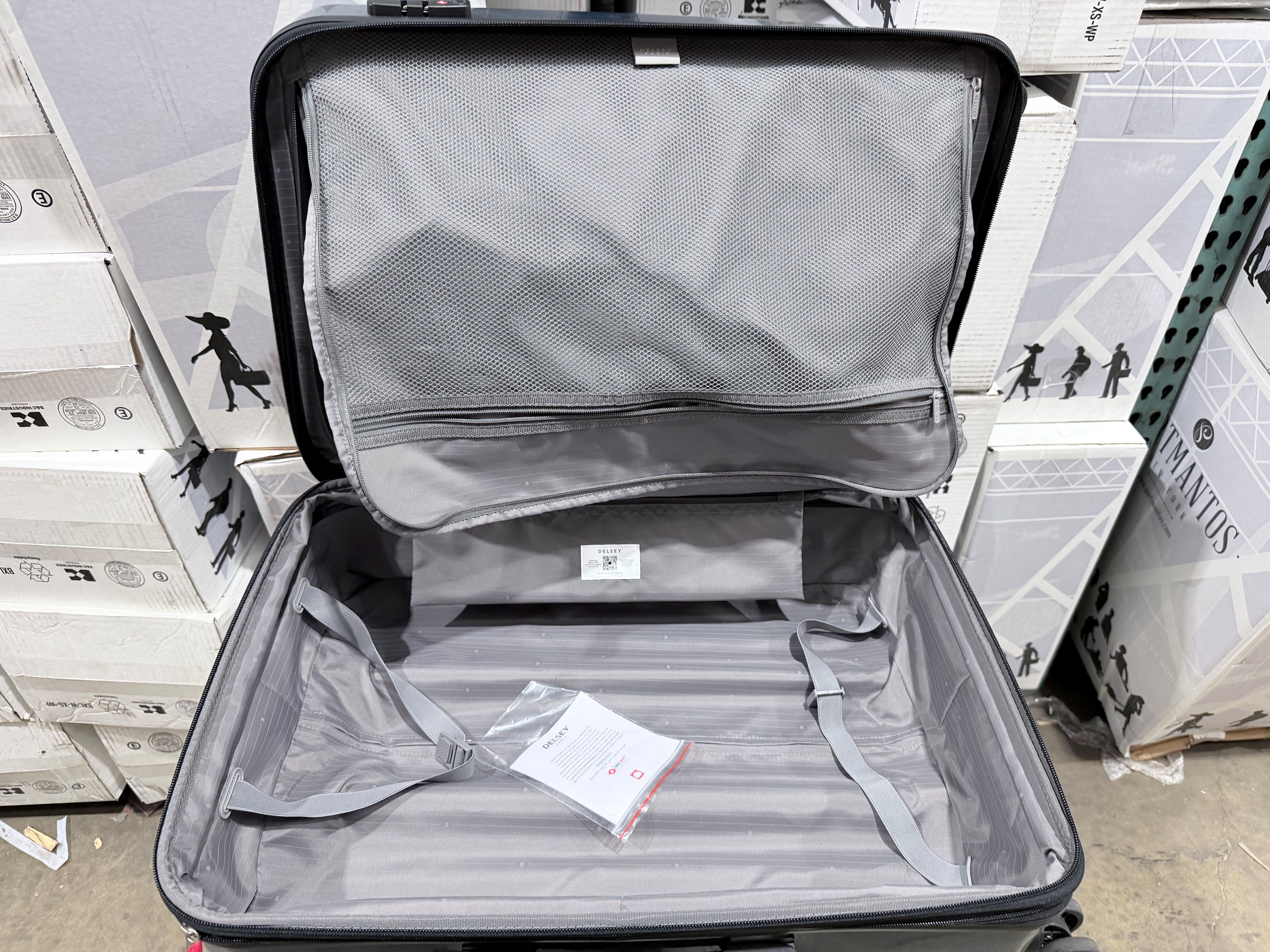 DELSEY Paris Helium Aero Hardside Expandable Luggage with Spinner Wheels U14
