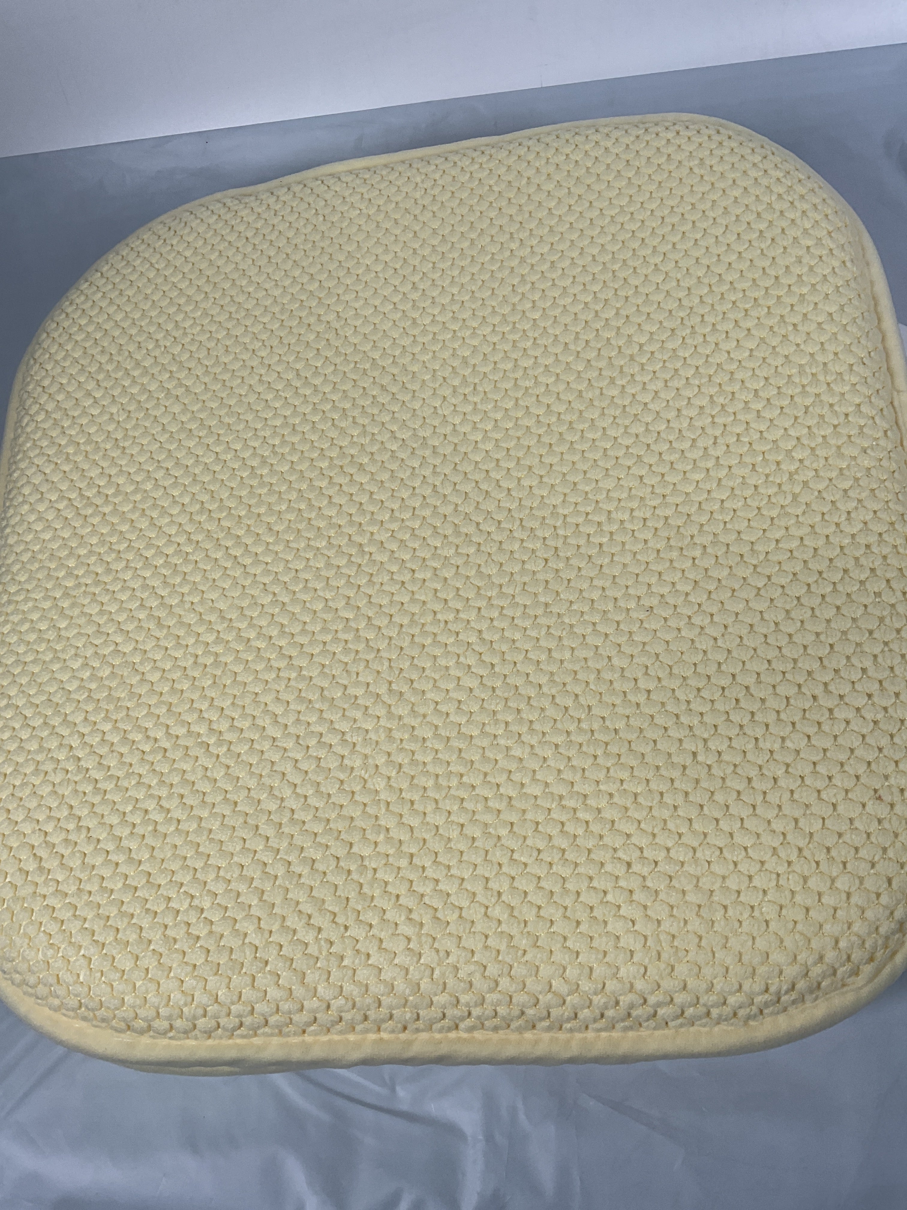 Elegant Comfort Chair Cushion Covers with Ties and Non Skid Rubber Backing-Thick Memory Foam - Soft Cushion Pad- Rounded Square Seat Cover- 16 x 16 Inches - Set of 2 Chevron Textured Pattern, Yellow Chevron Yellow Set of 2 U1