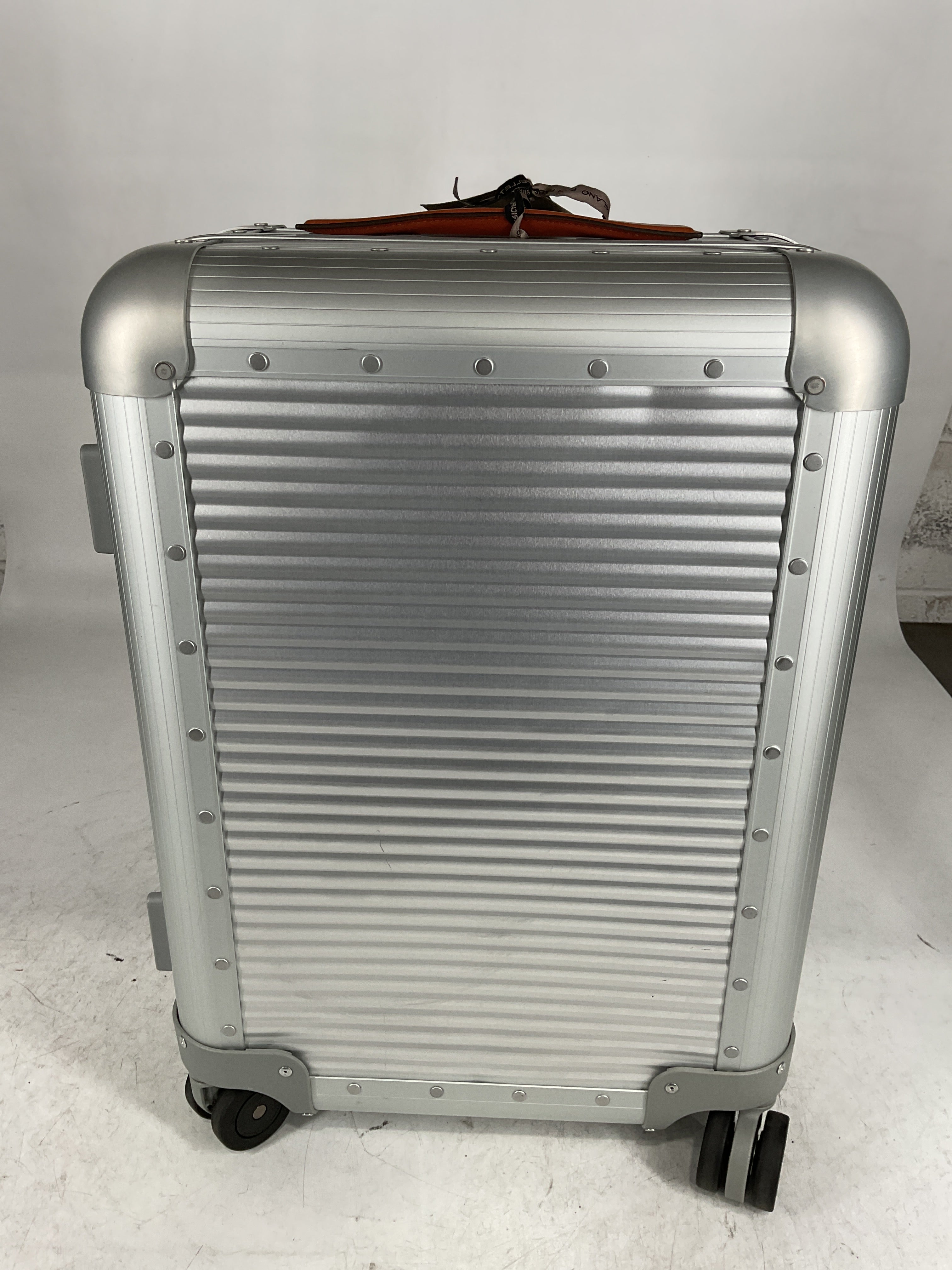 FPM Milano Bank Small Spinner U1