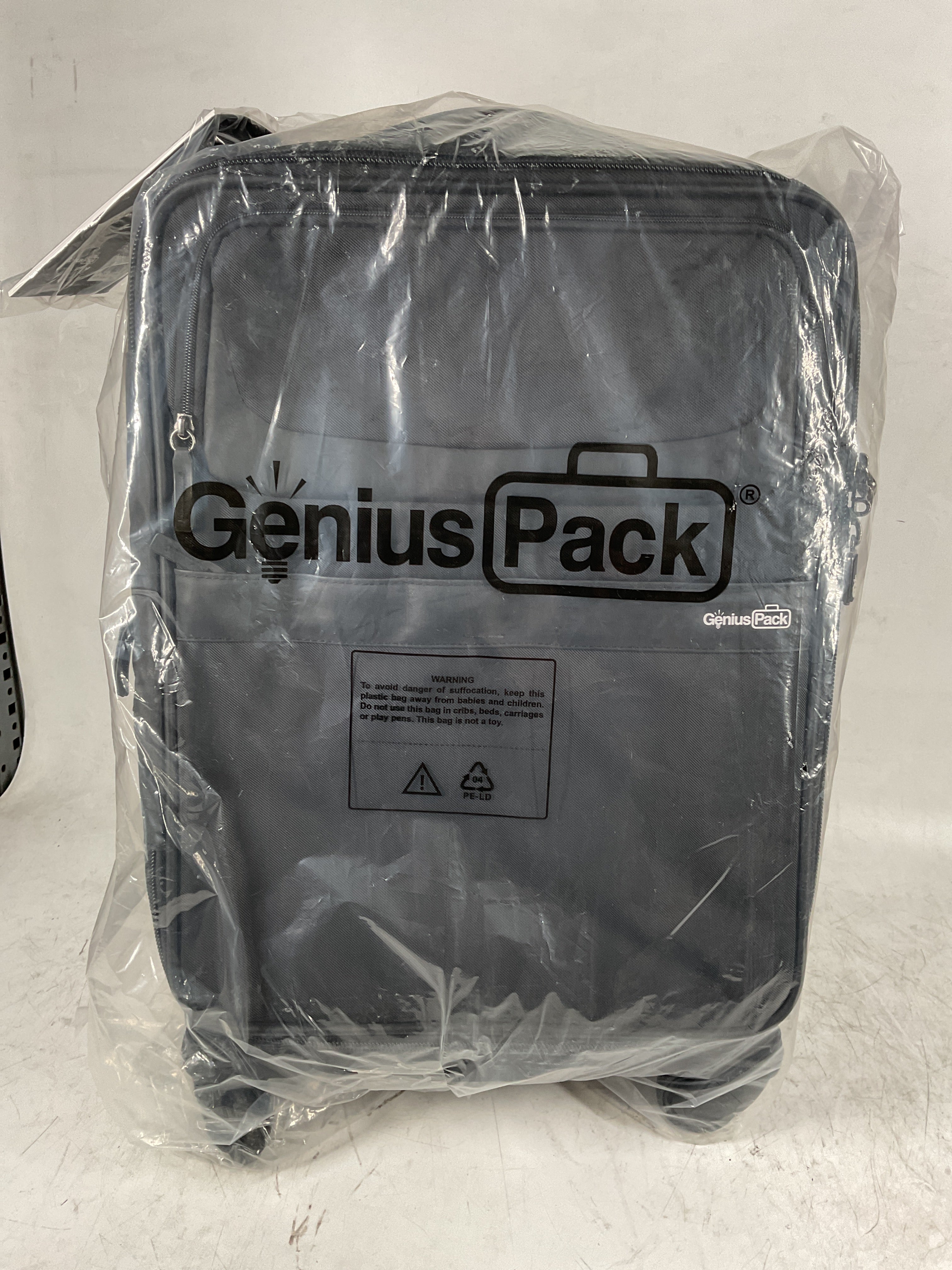 Genius Pack G4 22" Carry On Spinner Luggage - Smart, Organized, Lightweight Suitcase G4 - Coal Black  U6