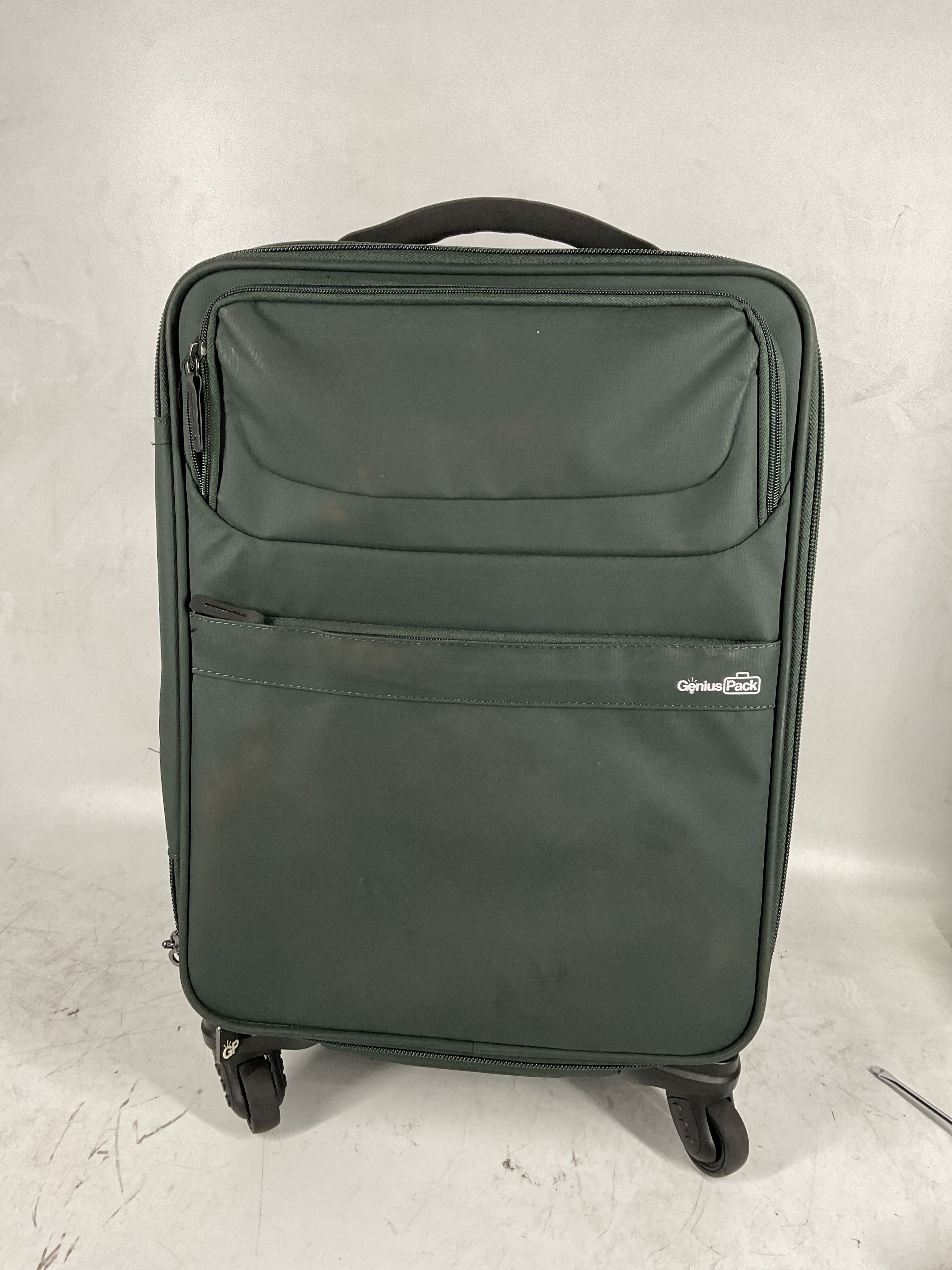 Genius Pack G4 22" Carry On Spinner Luggage - Smart, Organized, Lightweight Suitcase Hunter Green  U1