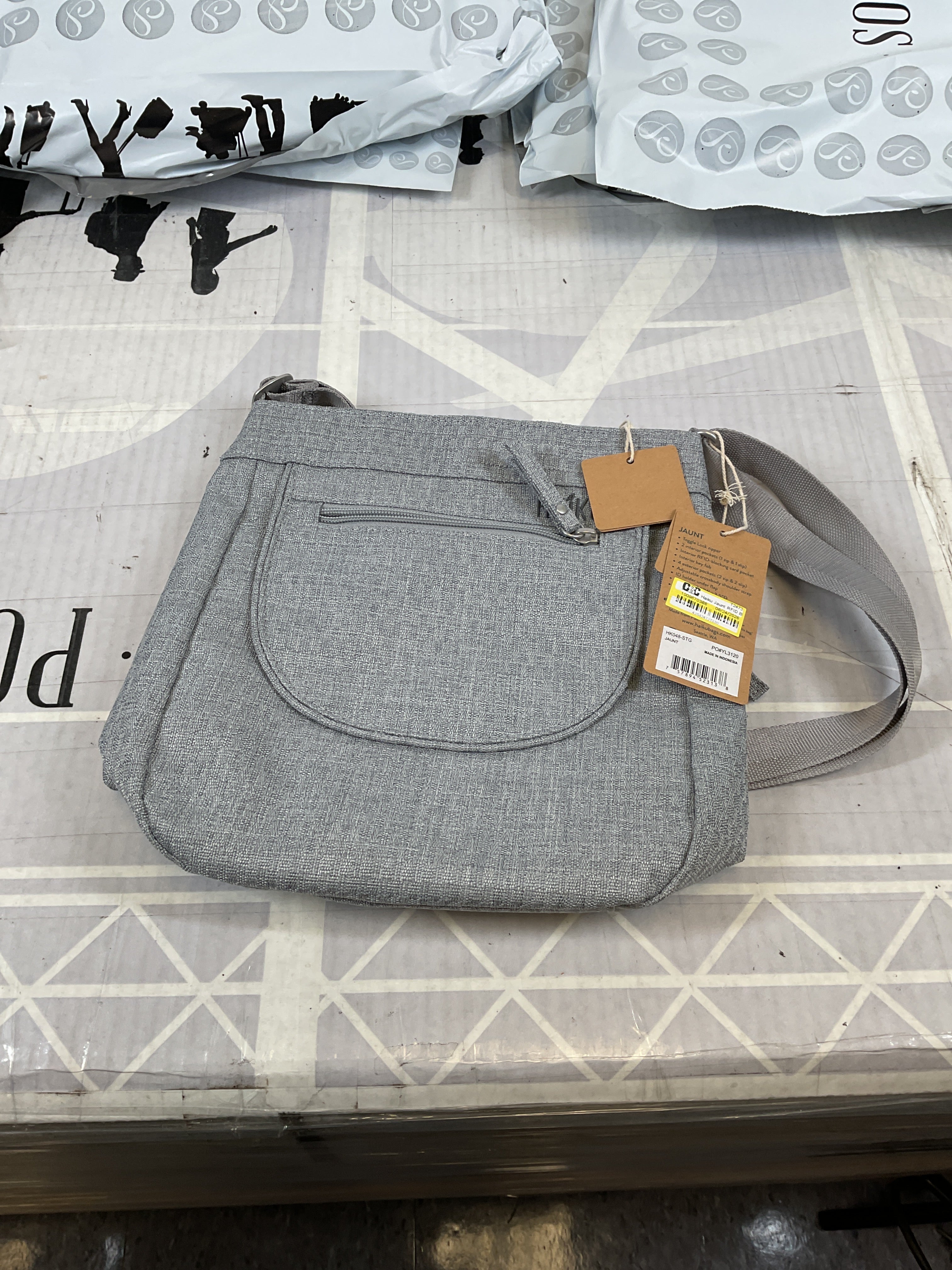 Haiku Jaunt ( Stone Gray , One Size ) Stone Gray One Size U1