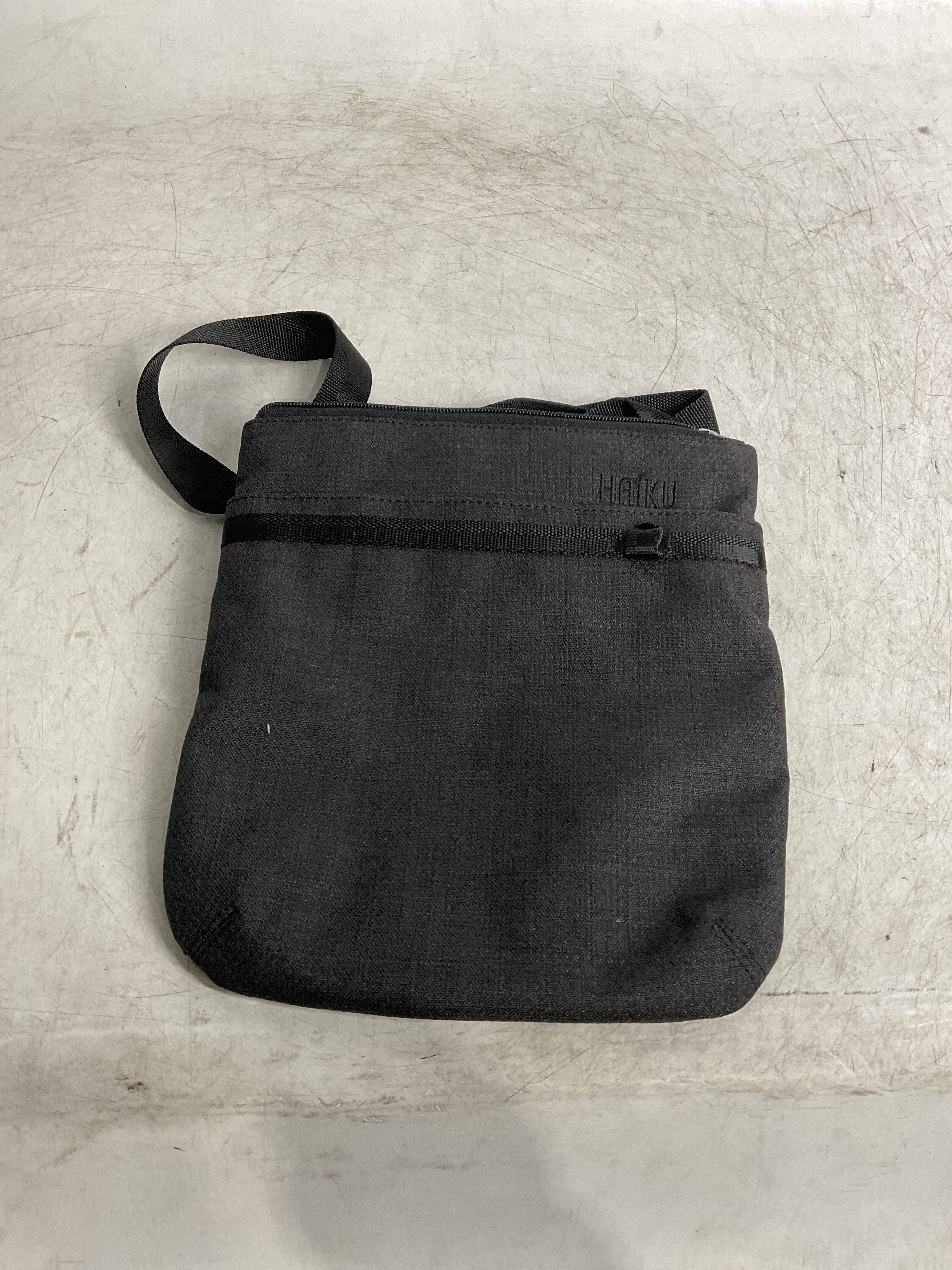 Haiku Revel ( Black in Bloom , One Size ) Black in Bloom One Size U1