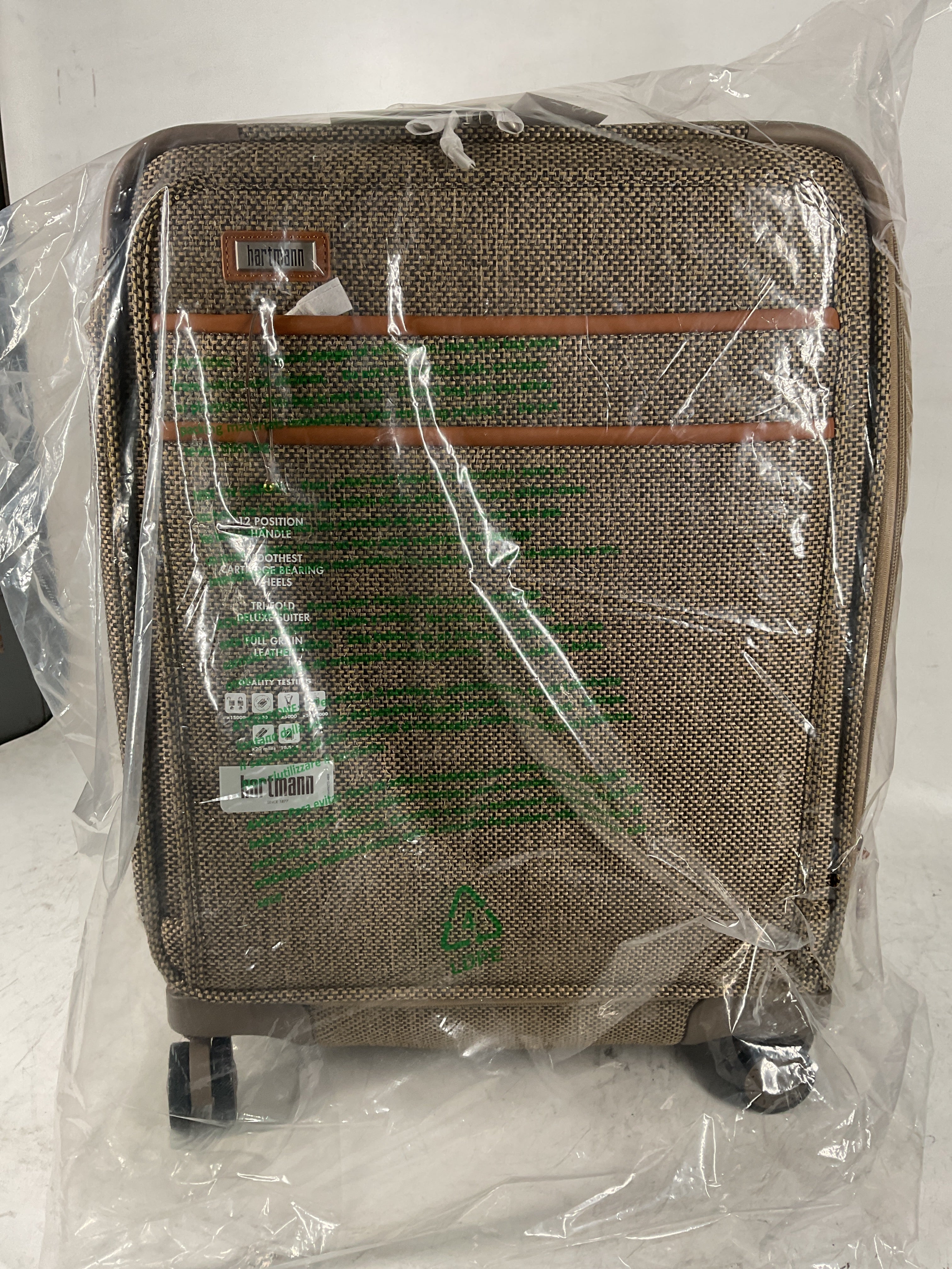Hartmann Tweed Legend Domestic Carry On Expandable Spinner Natural Tweed  U1