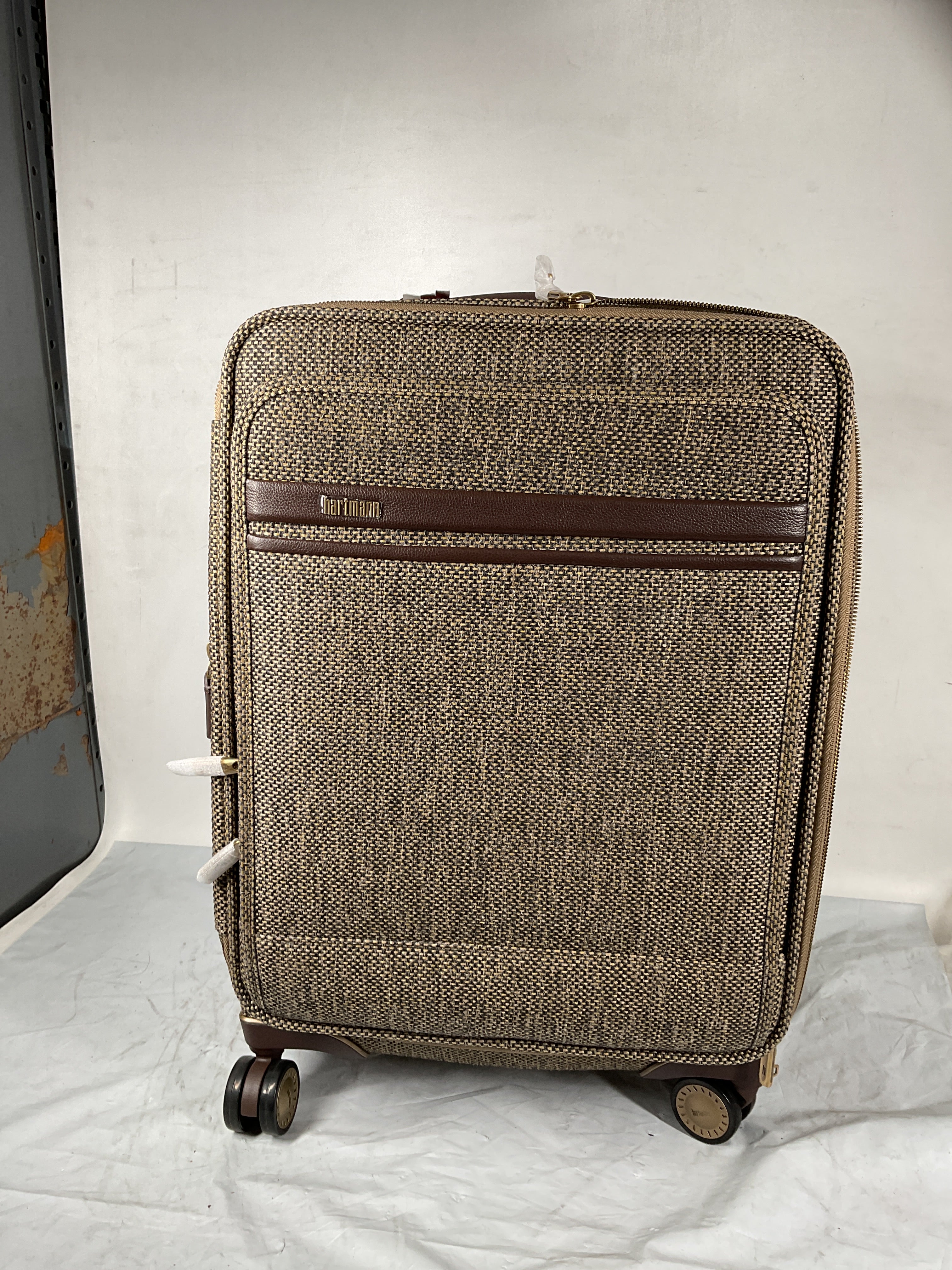 Hartmann Tweed Carry-On Expandable Spinner ( Tweed/Natural Leather , One Size ) Tweed/Natural Leather One Size U1