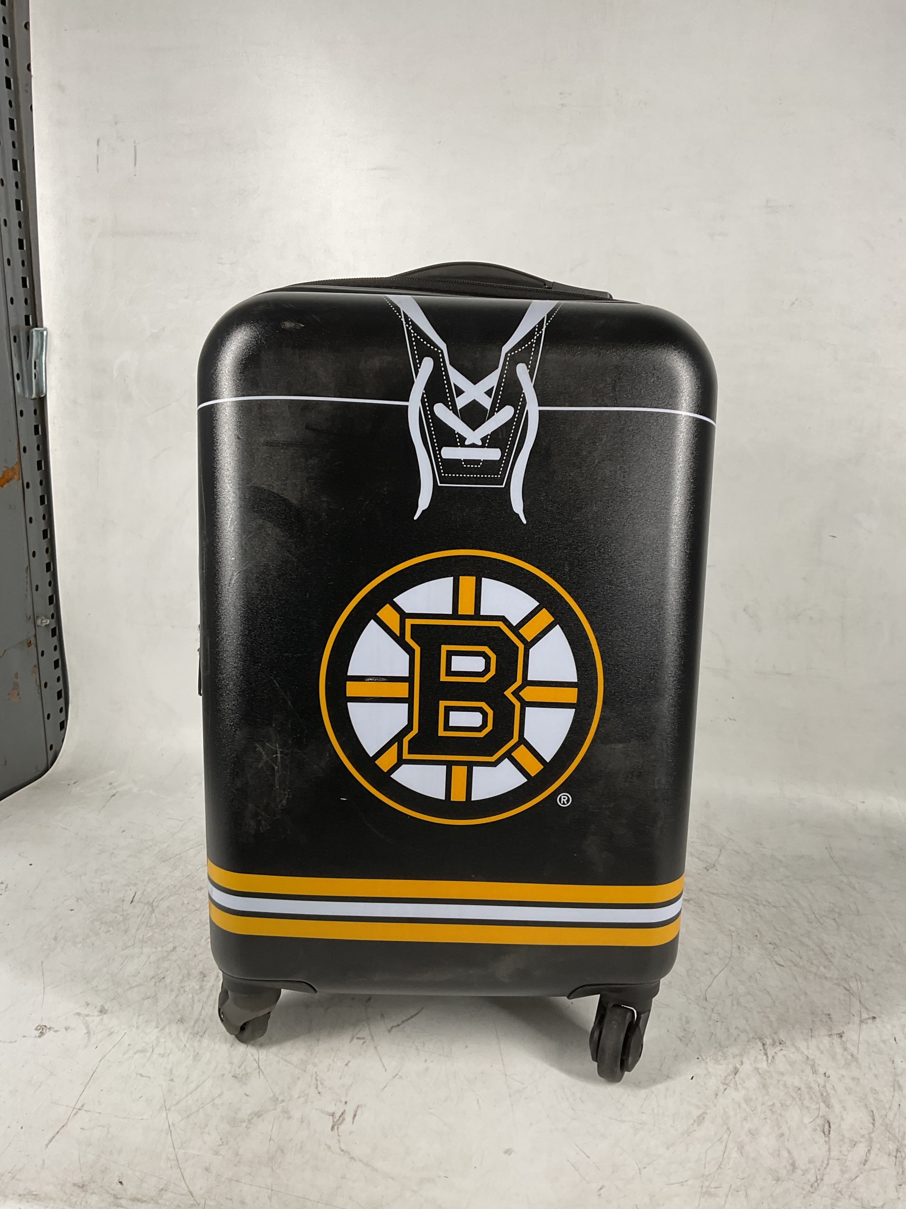 Heys America NHL Officially Licensed Wheeled Luggage ( Boston Bruins , 21-Inch ) Boston Bruins 21 Inch U1