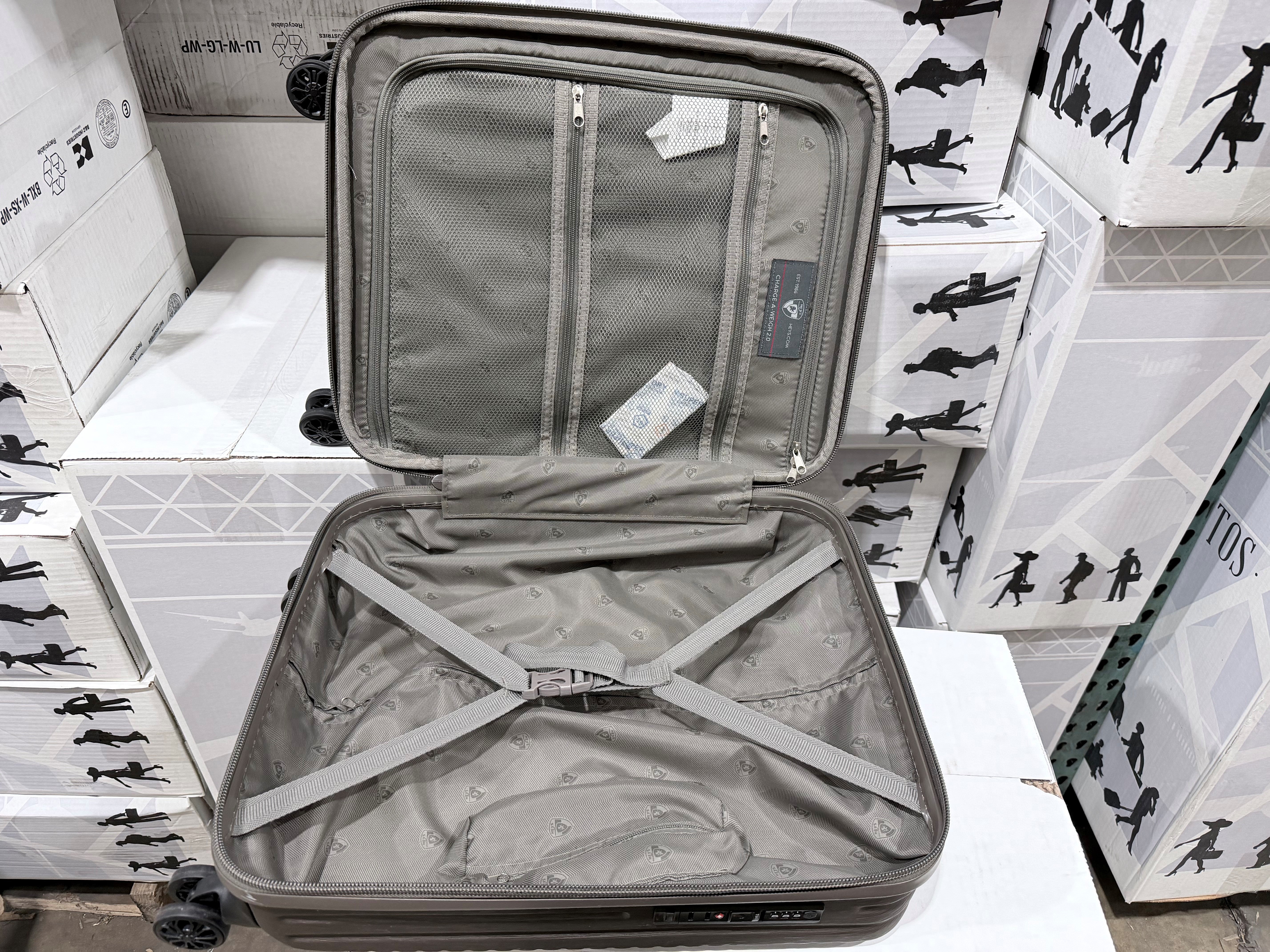 Heys America Charge-A-Weigh II Spinner Luggage U2