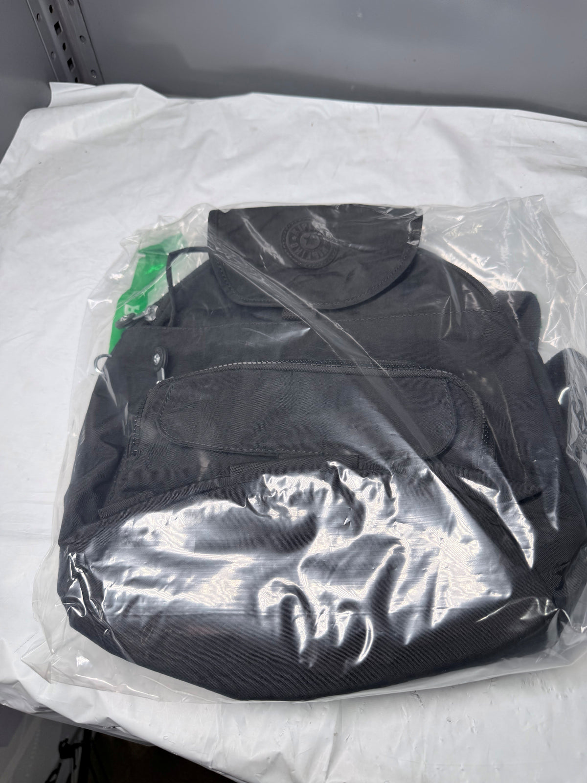 Kipling black pack black  U1