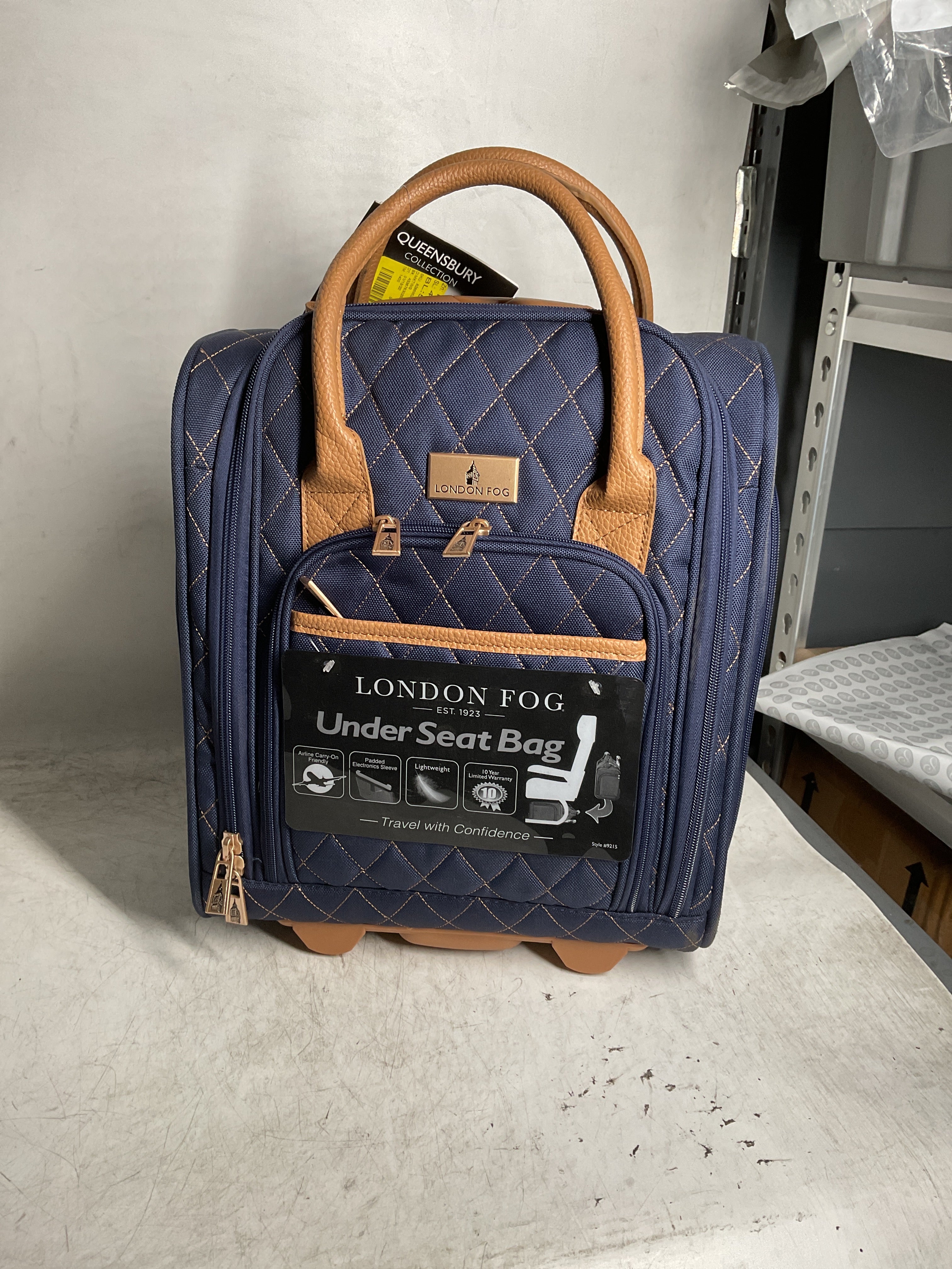 London Fog Queensbury 15" Under the Seat Bag ( Navy , One Size ) Navy One Size U1