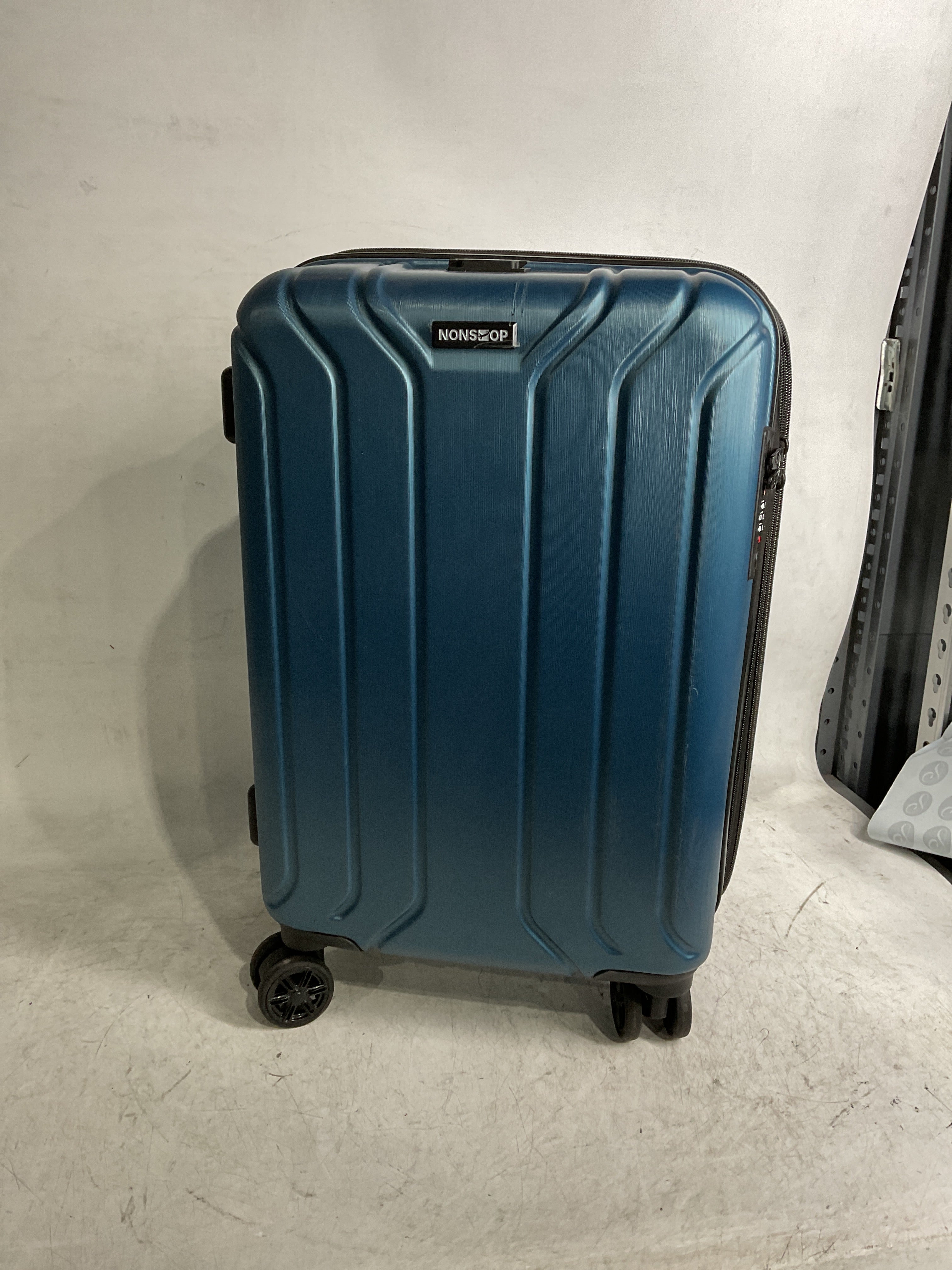 NONSTOP NEW YORK Luggage Expandable Spinner Wheels hard side shell Travel Suitcase Lightweight, TSA Lock, Double USB Port U1