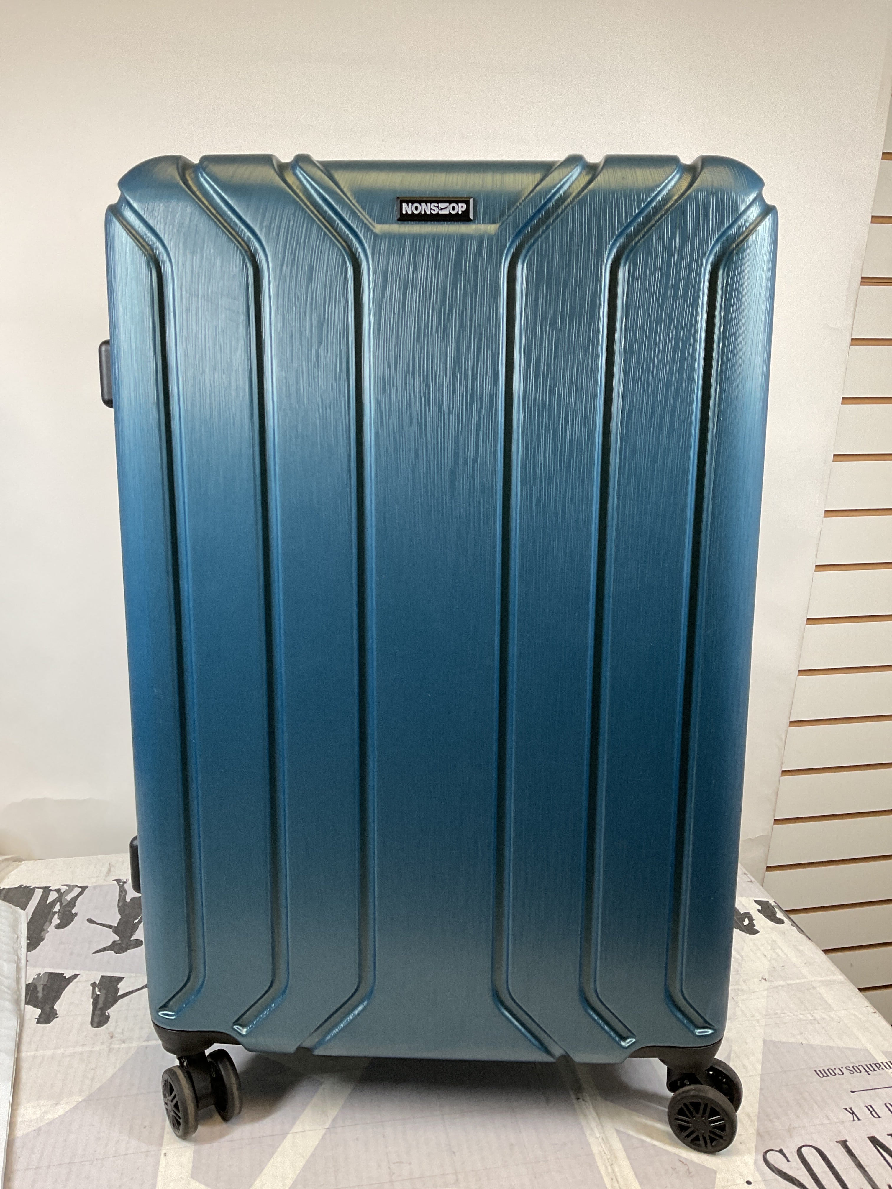 NONSTOP NEW YORK Luggage Expandable Spinner Wheels hard side shell Travel Suitcase Lightweight, TSA Lock, Double USB Port ( Teal , Checked-Large 28-Inch ) Teal Checked Large 28 Inch U8