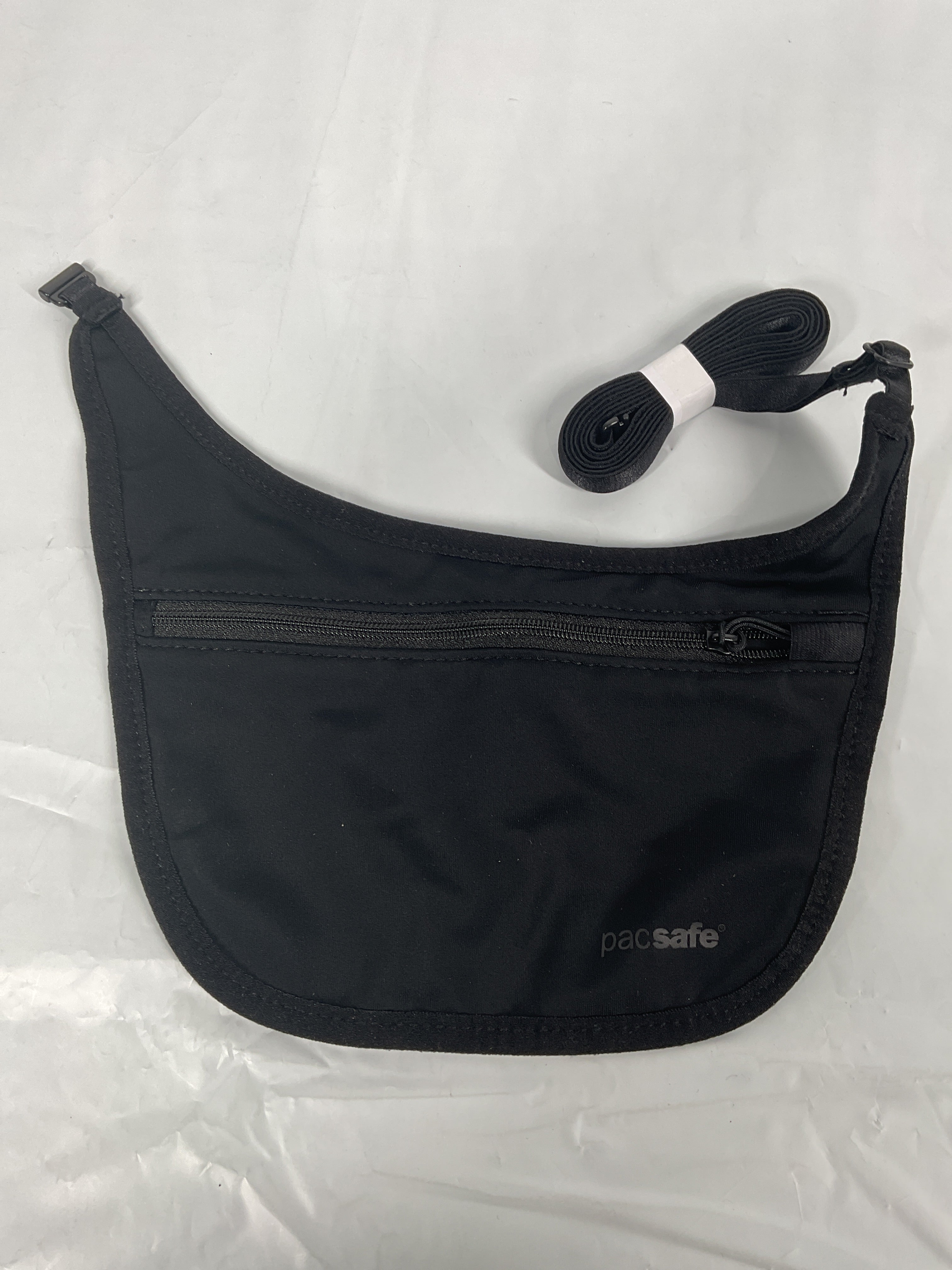 Pacsafe Coversafe S80 Anti-Theft Secret Body Pouch ( Black , One Size ) Black One Size U1