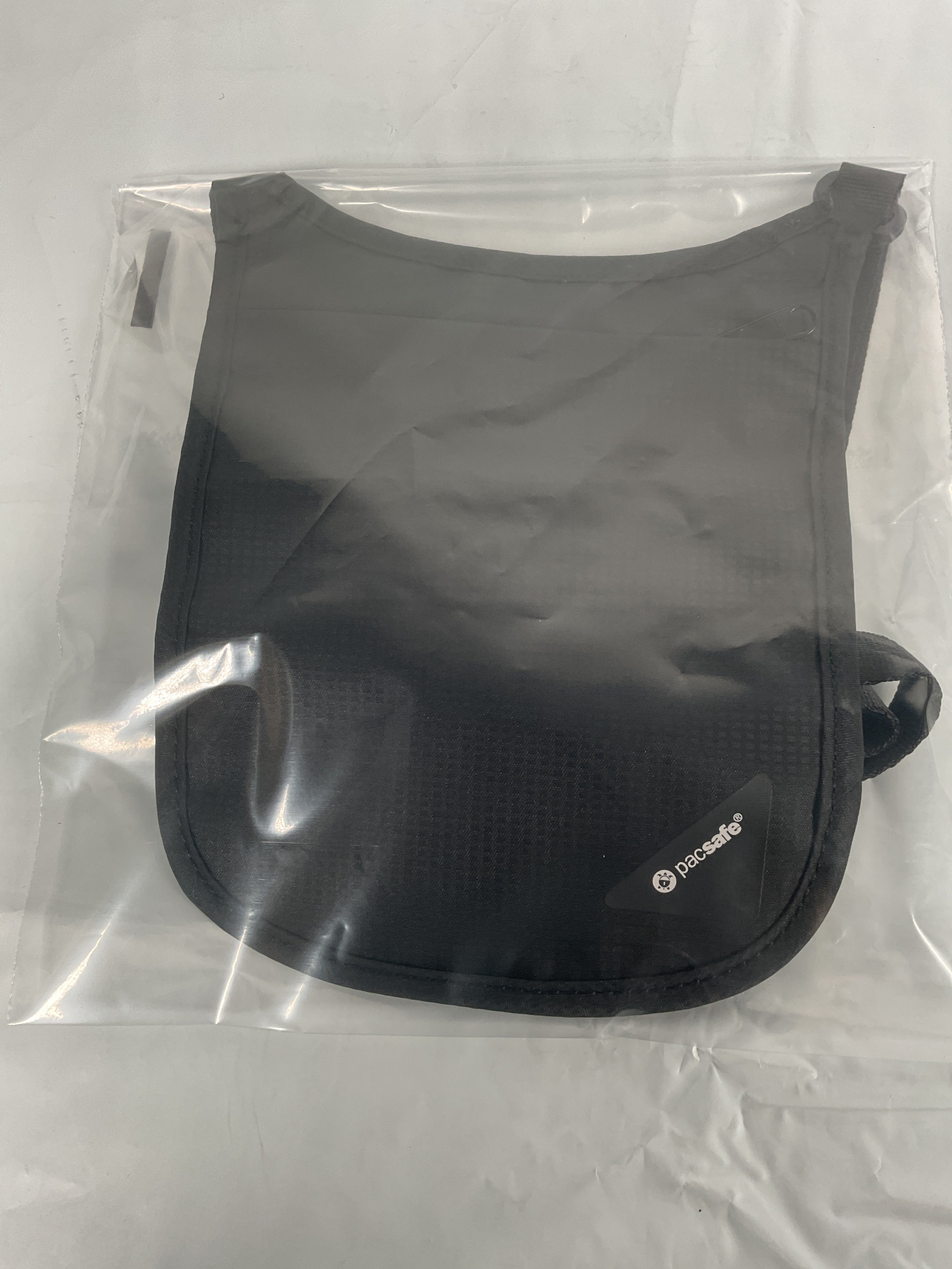 Pacsafe Coversafe V75 RFID Blocking Neck Pouch ( Black , One Size ) Black One Size U3