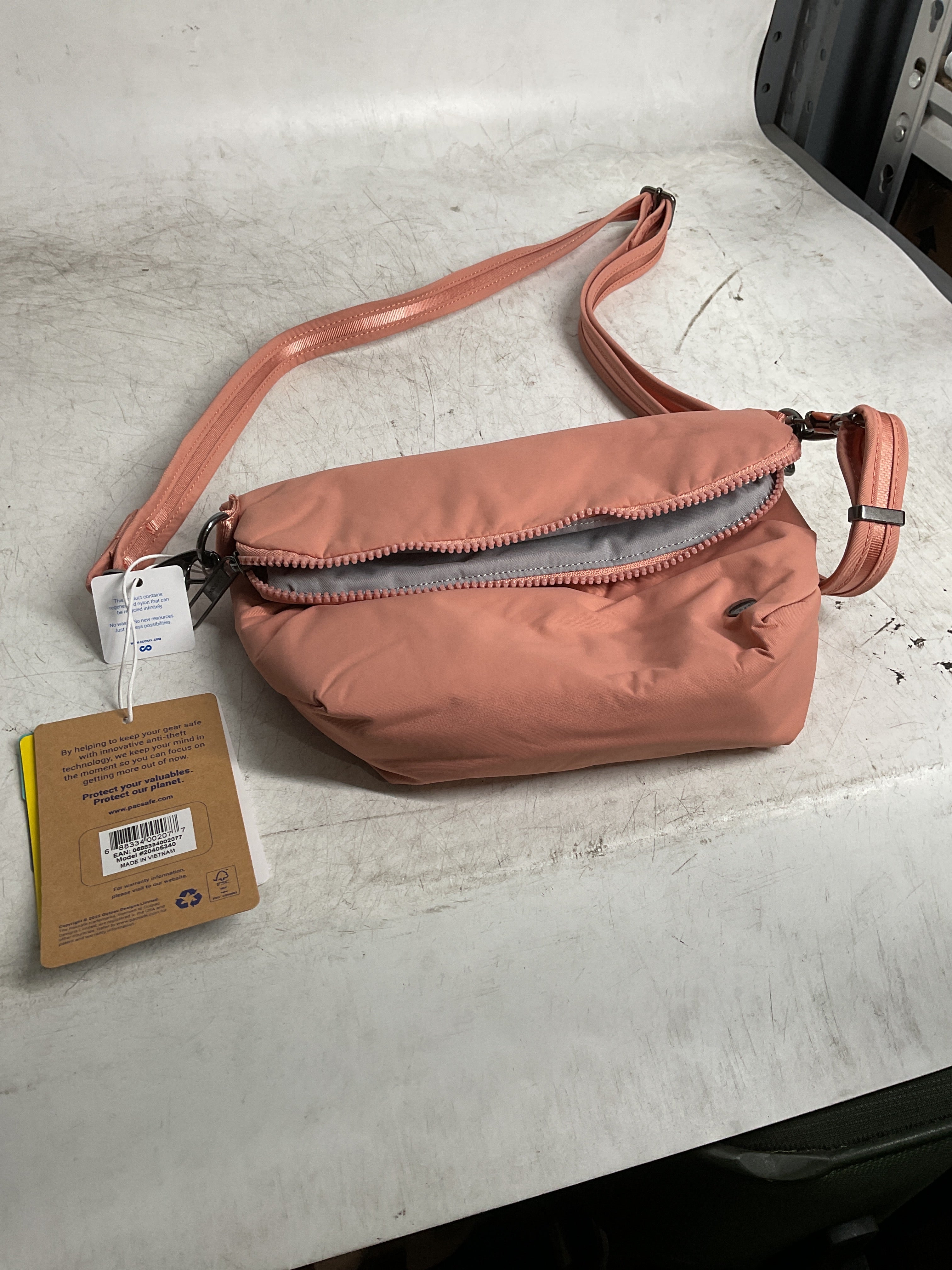 Pacsafe CX Convertible Crossbody ( Rose , One Size ) Rose One Size U1