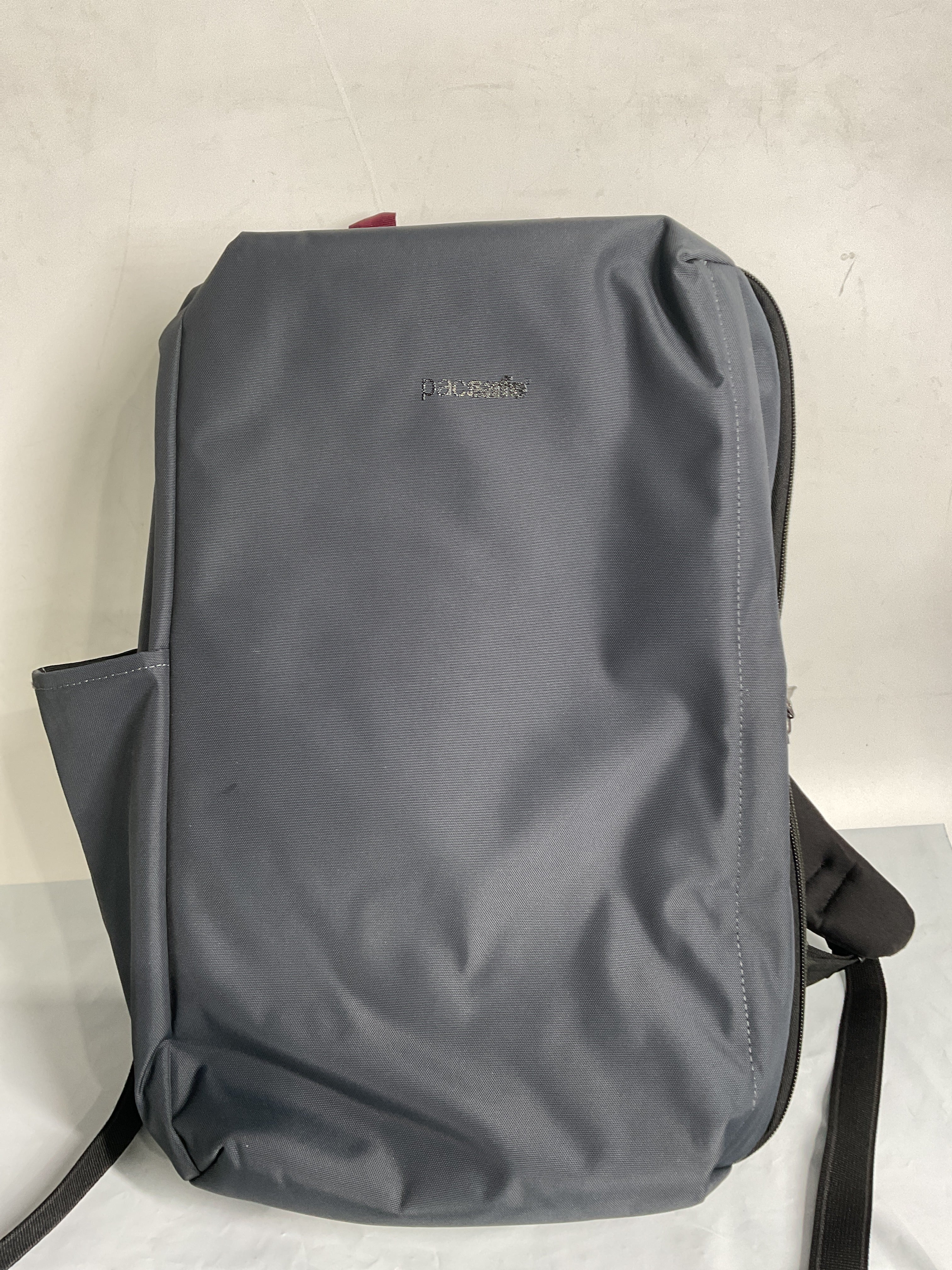 Pacsafe Metrosafe X 16" Commuter Backpack ( Slate , One Size ) Slate One Size U1