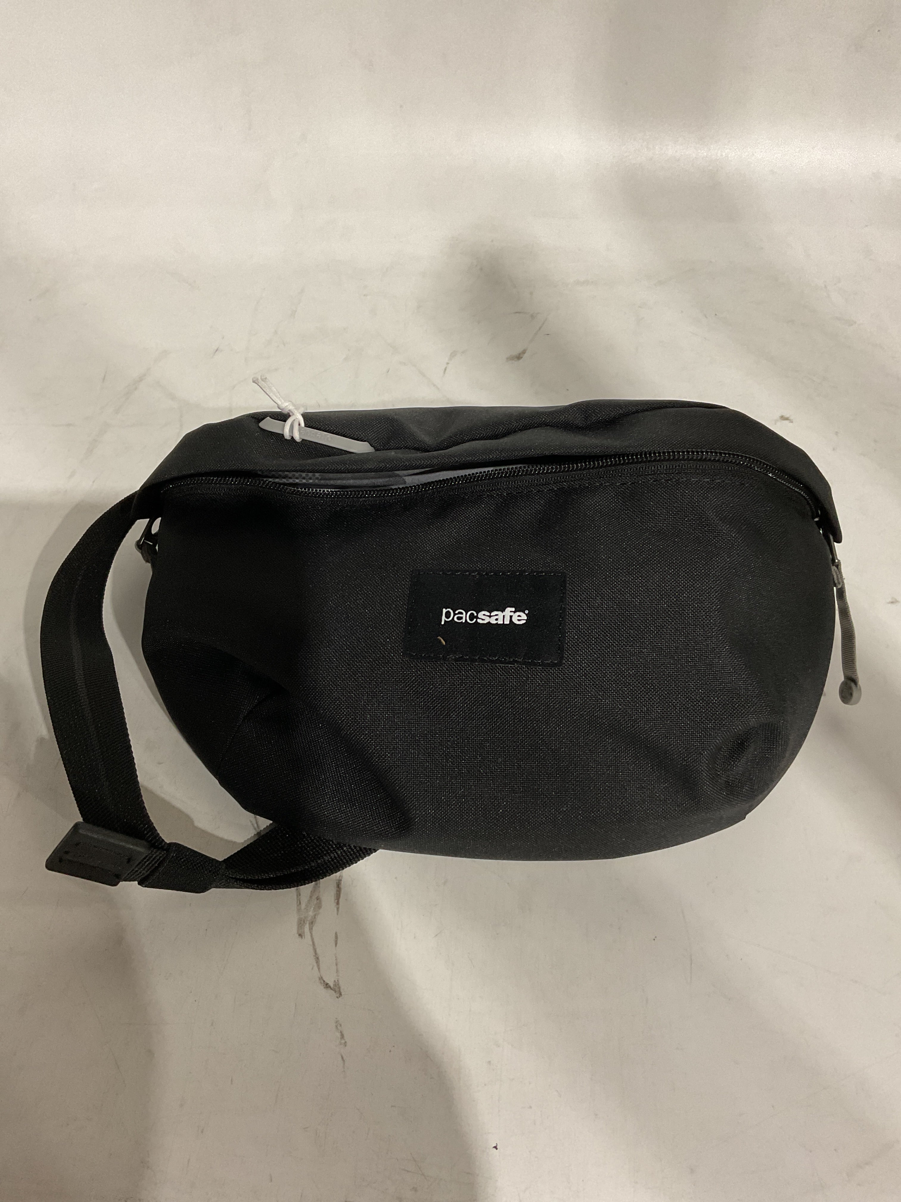 Pacsafe Go Sling Pack Black One Size U1