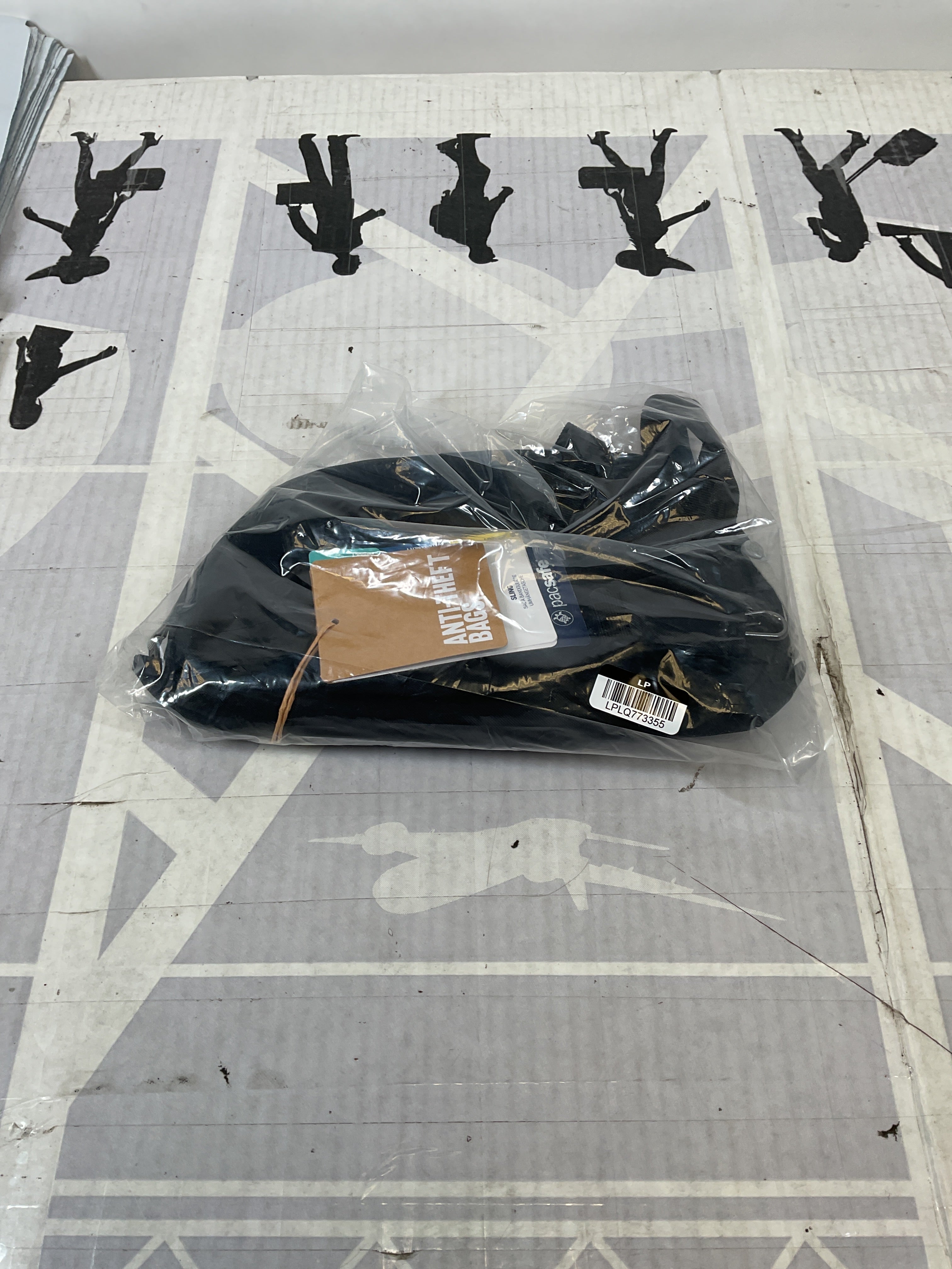 Pacsafe GO Anti Theft Sling Pack ( Jet Black , One Size ) Jet Black One Size U4