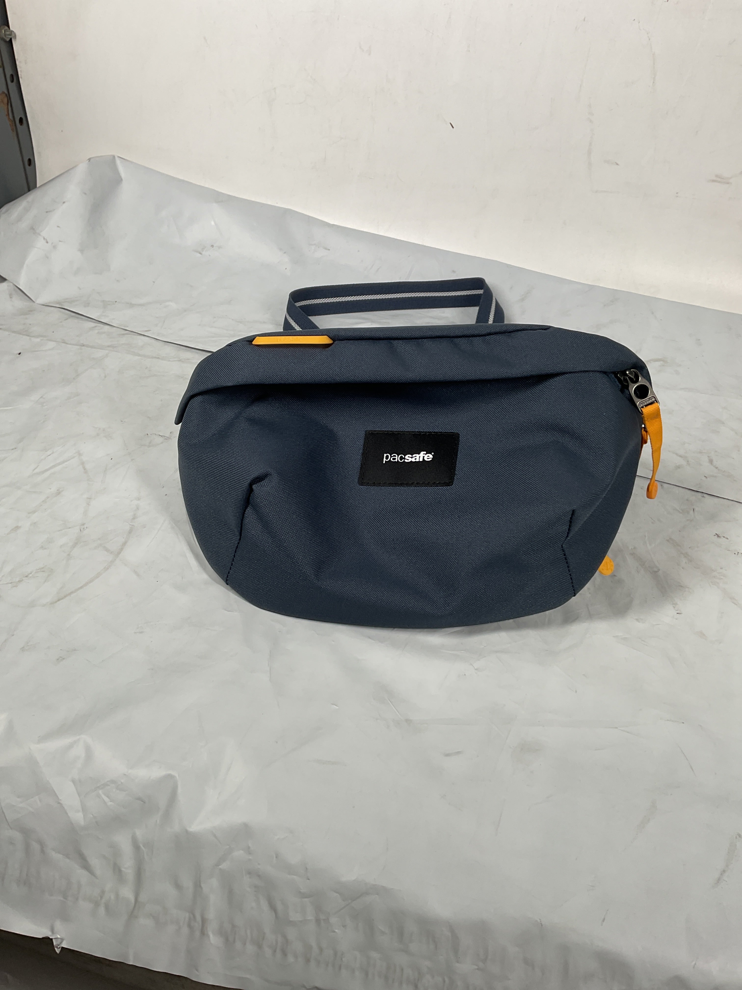 Pacsafe GO Anti Theft Sling Pack ( Coastal Blue , One Size ) Coastal Blue One Size U1