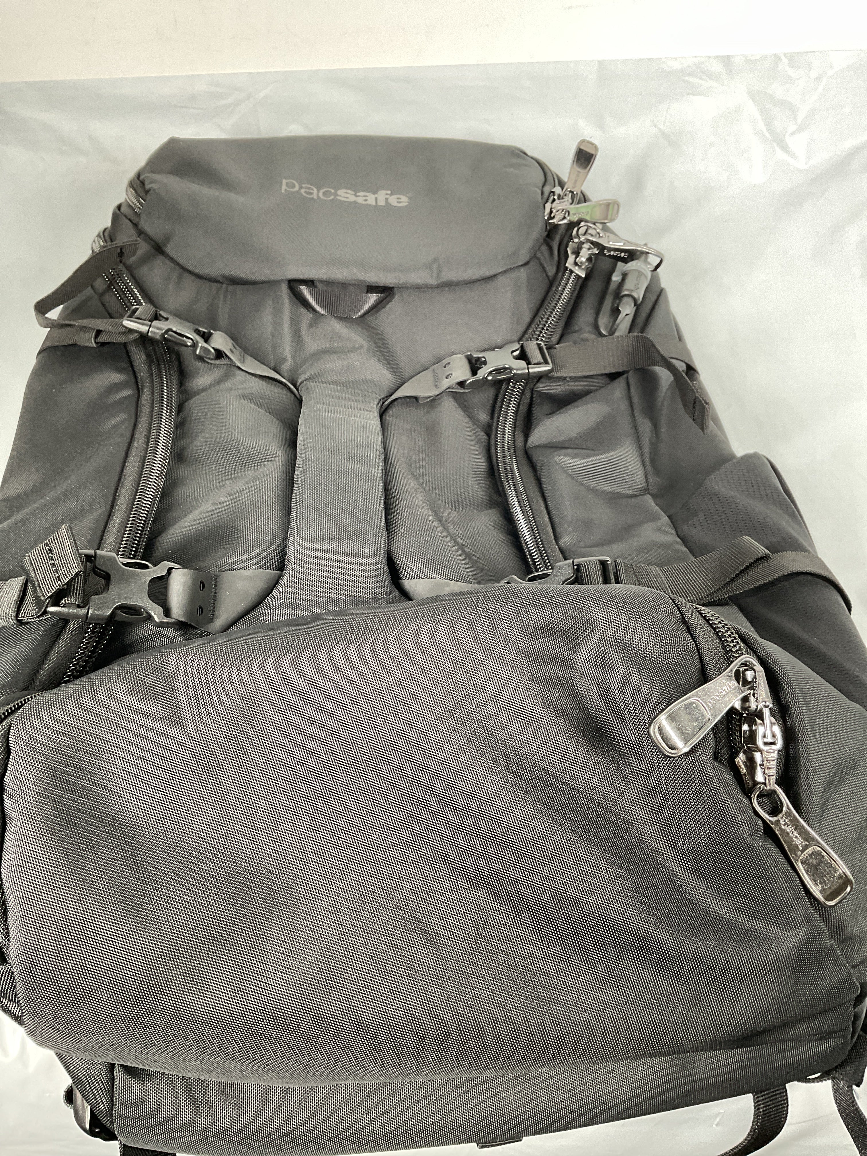 Pacsafe EXP35 Travel Backpack ( Black , One Size ) Black One Size U2