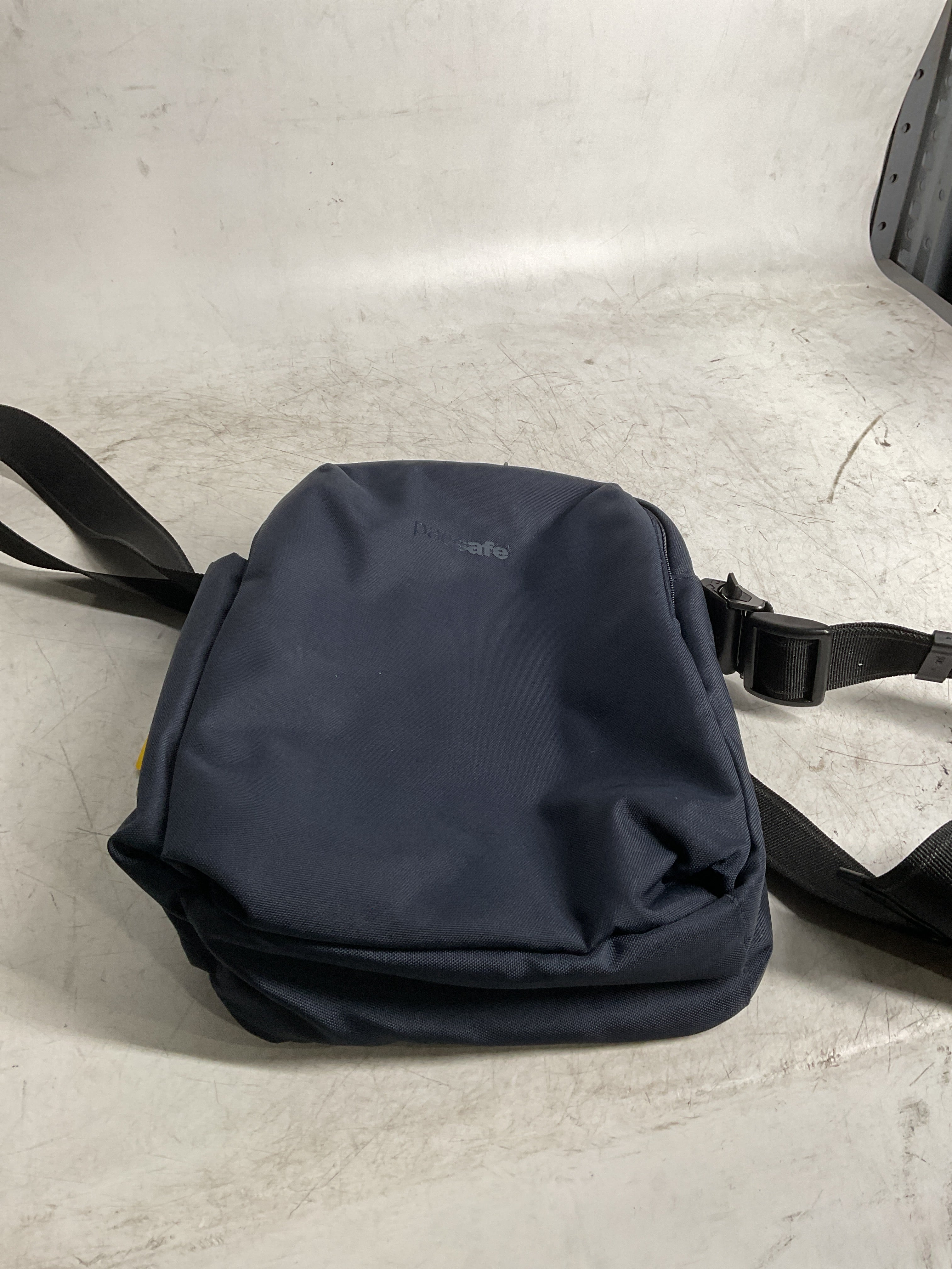 Pacsafe V Tour Crossbody ( Ocean , One Size ) Ocean One Size U1