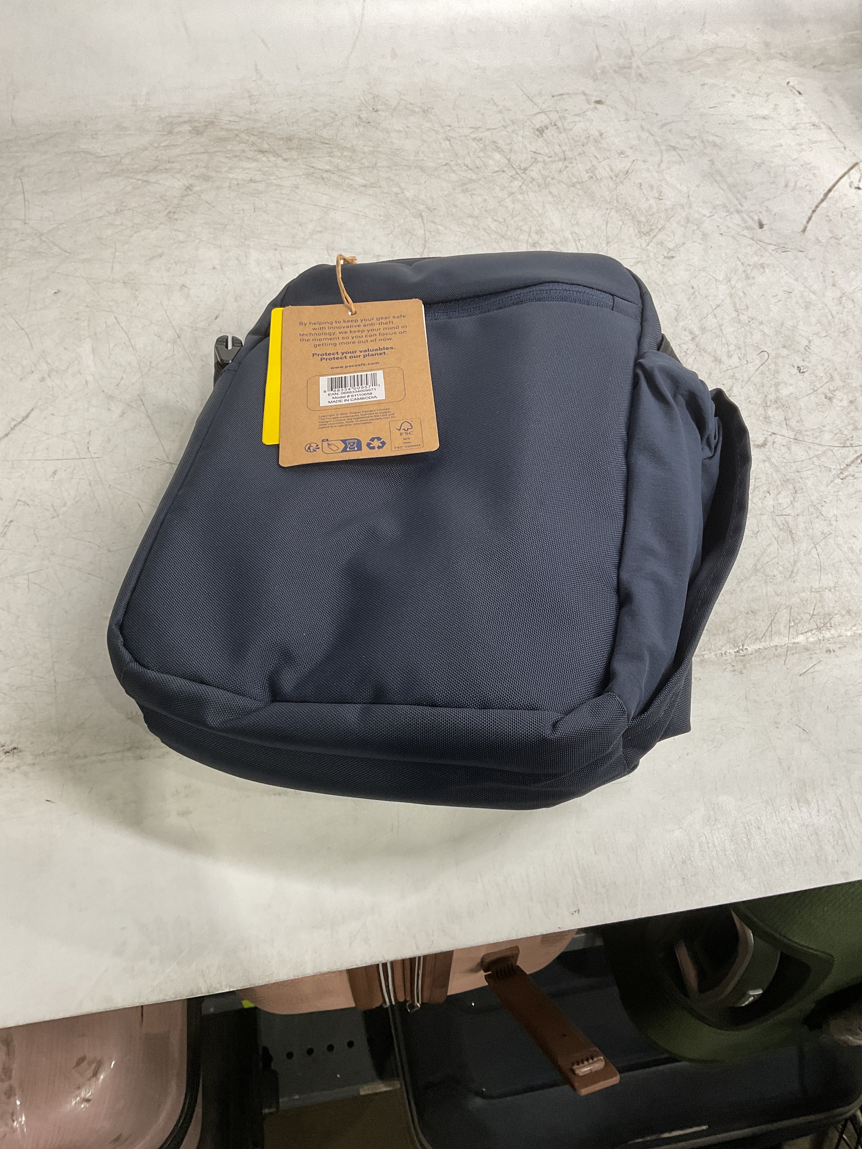 Pacsafe V Tour Crossbody ( Ocean , One Size ) Ocean One Size U2