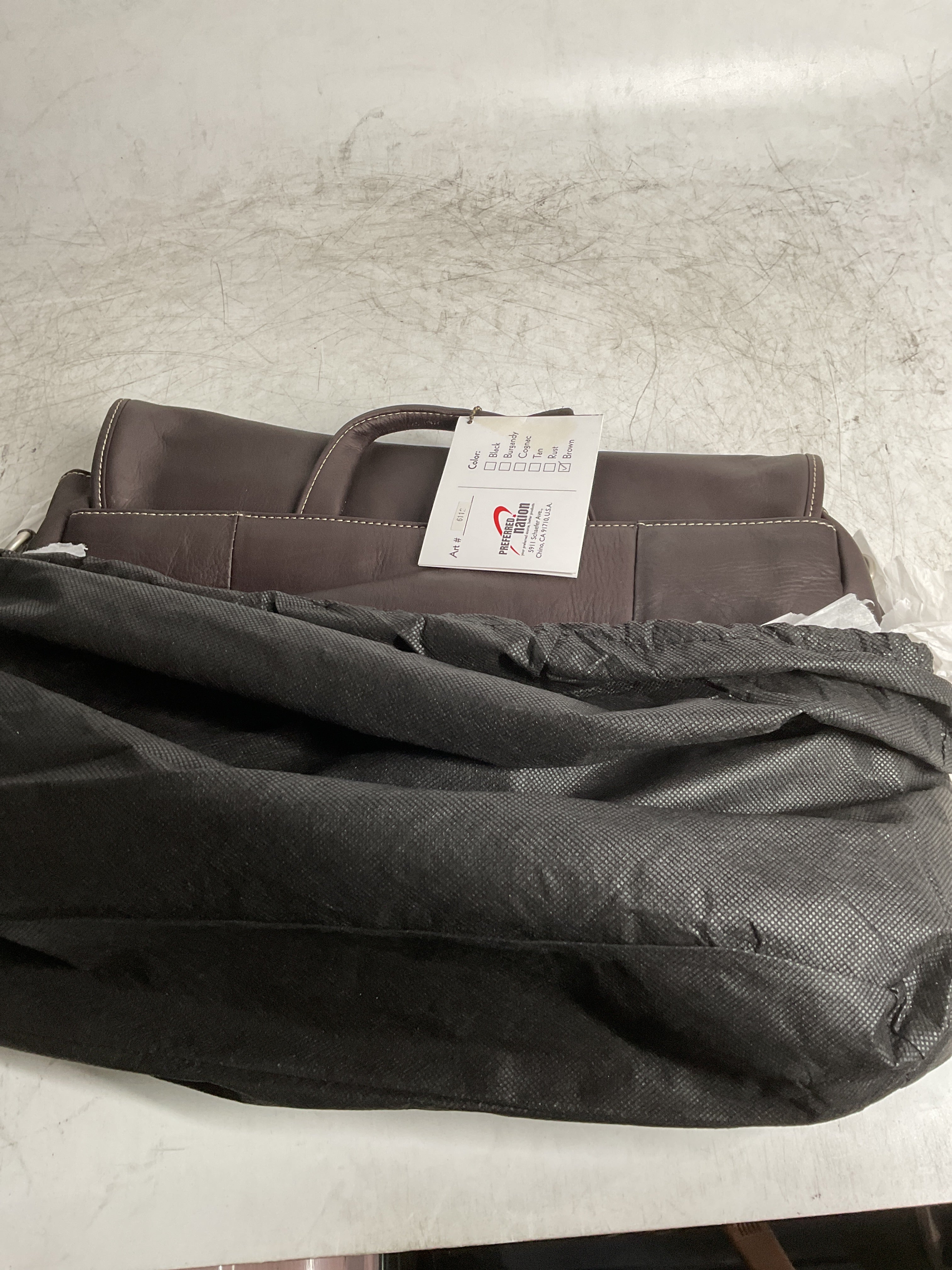 Preferred Nation Bellino Leather Messenger ( Brown , One Size ) Brown One Size U3