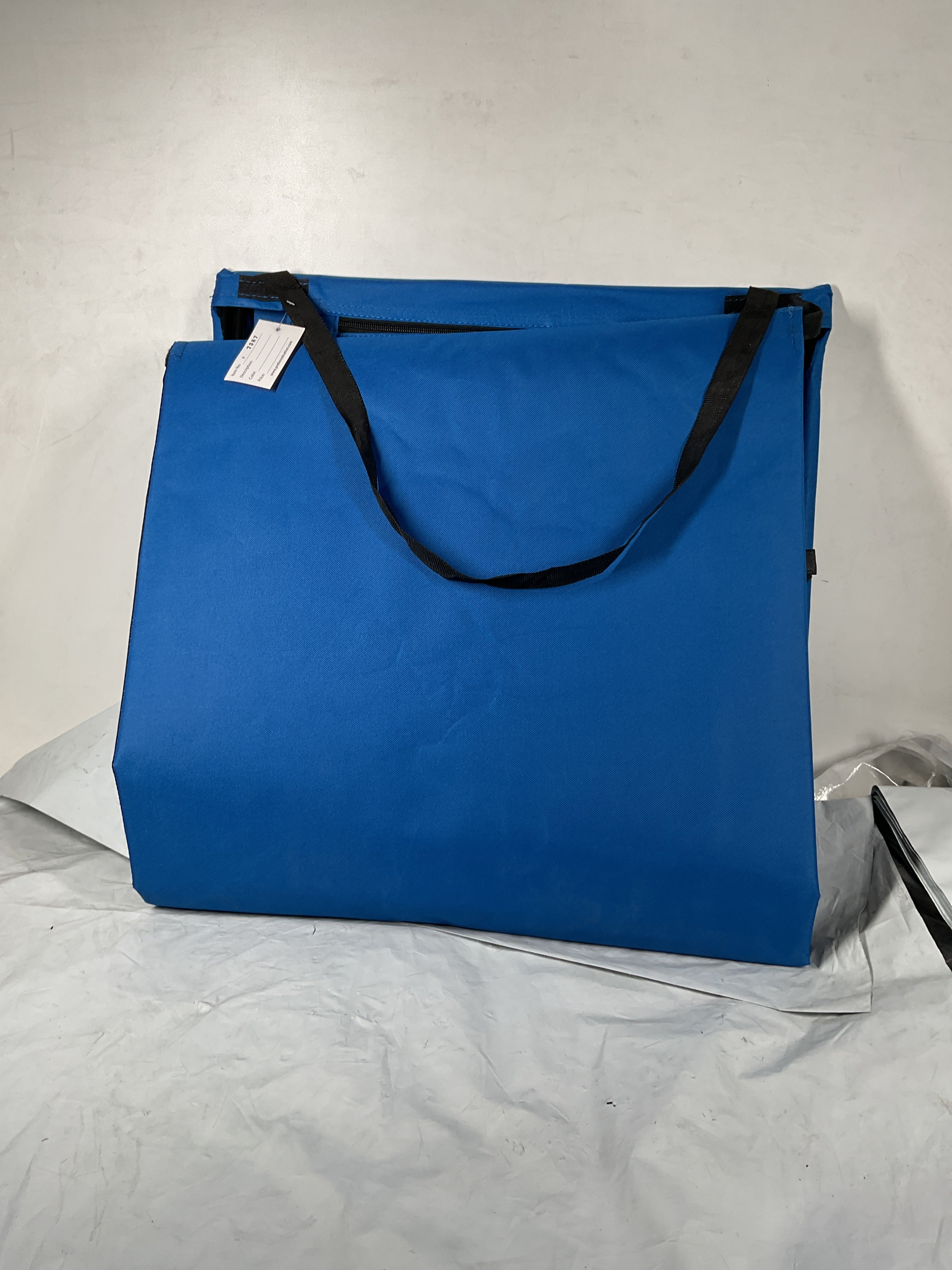 Preferred Nation Beach Lounge Pad Blue ( Blue , One Size ) Blue One Size U2