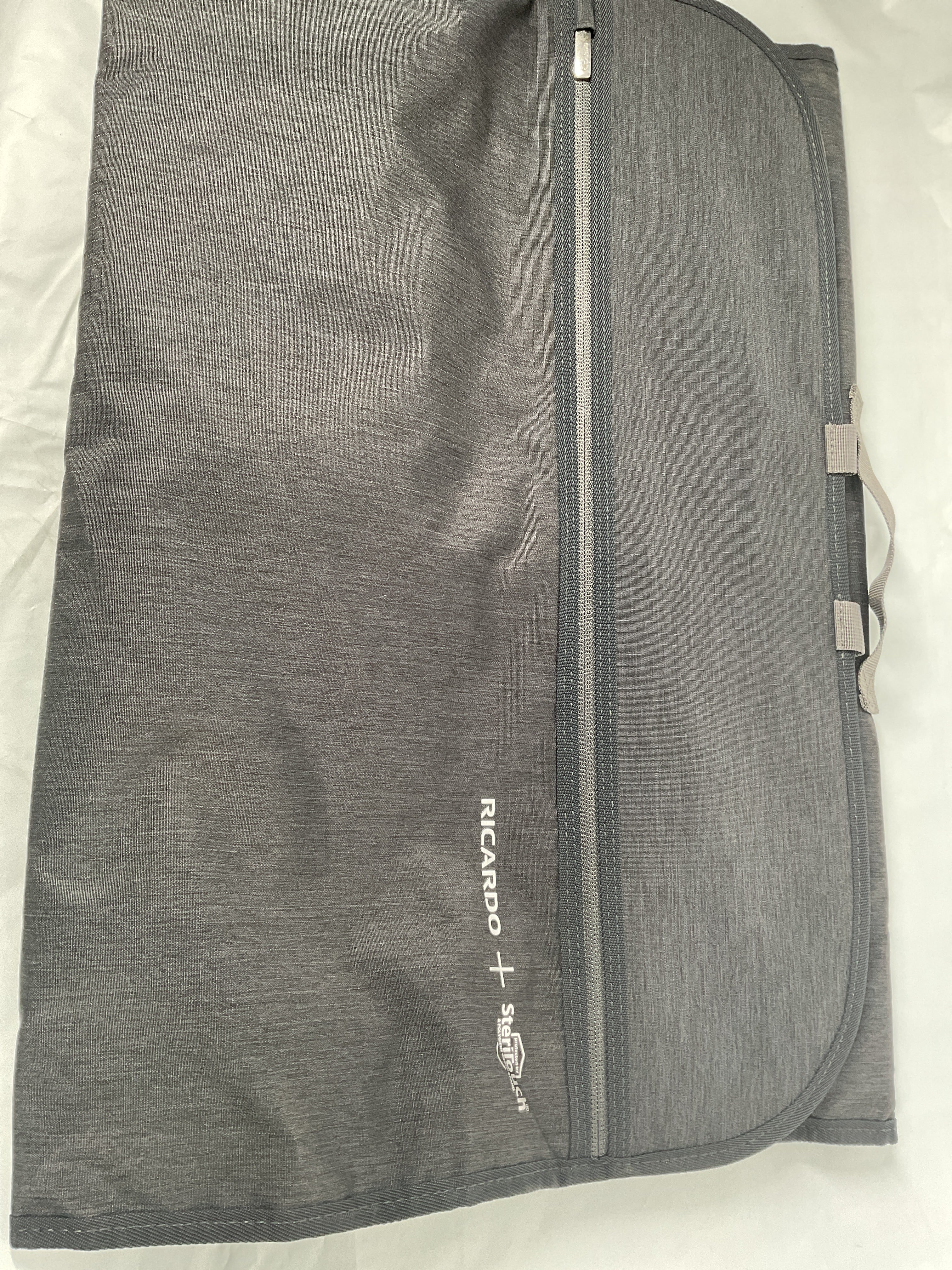 Ricardo Beverly Hills Packing Travel Essentials 5.0 ( Graphite , Garment Carrier ) Graphite Garment Carrier U1