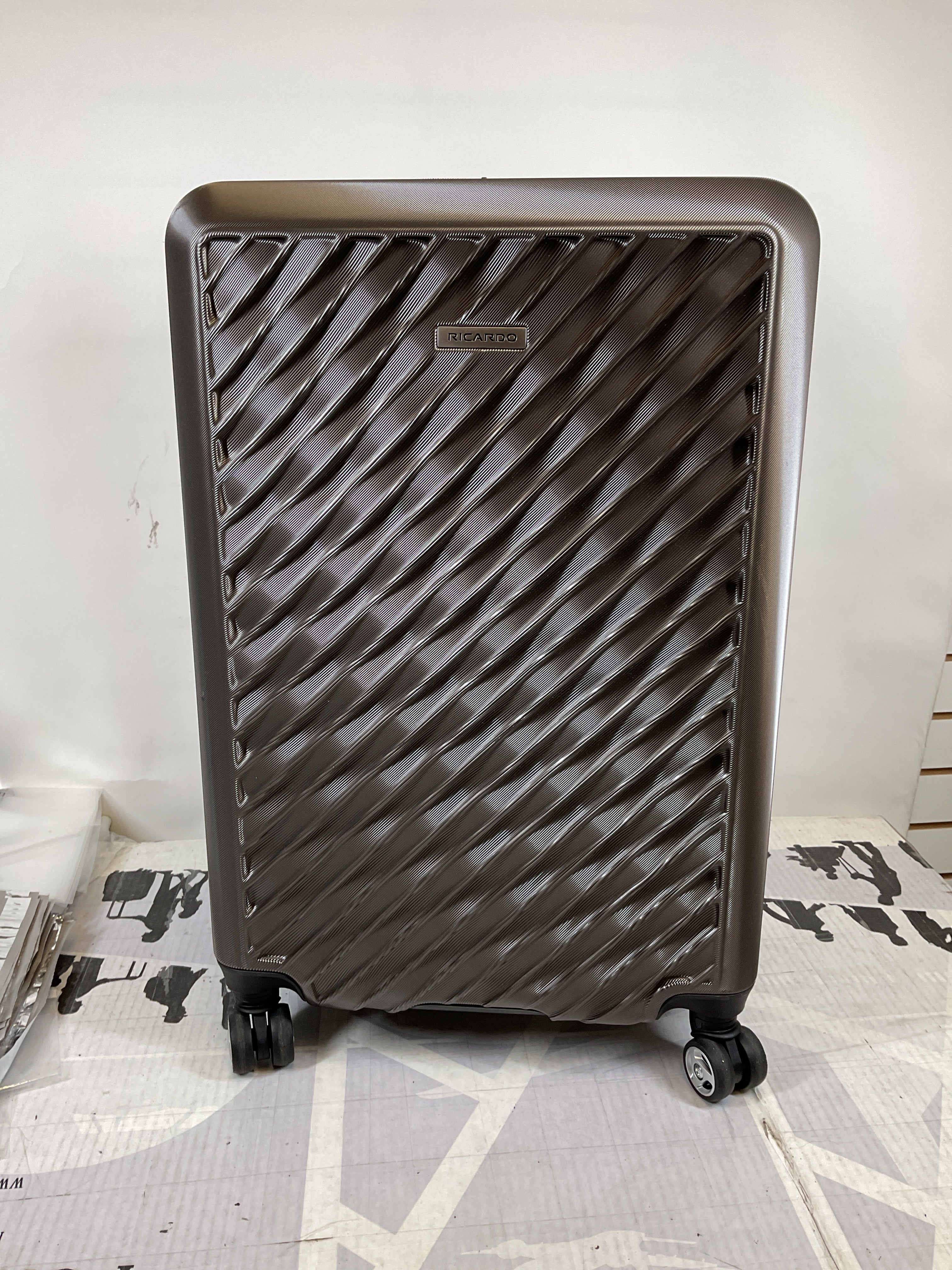 Ricardo Beverly Hills Melrose Hardside Expandable Luggage with Lightweight Construction for Smooth Traveling, Stylish, Durable, and Spacious, Men and Women ( Bronze , Check-In Medium 25-Inch ) Bronze Check In Medium 25 Inch U1