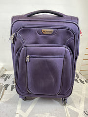 Ricardo 21 in Carry On Purple  U3