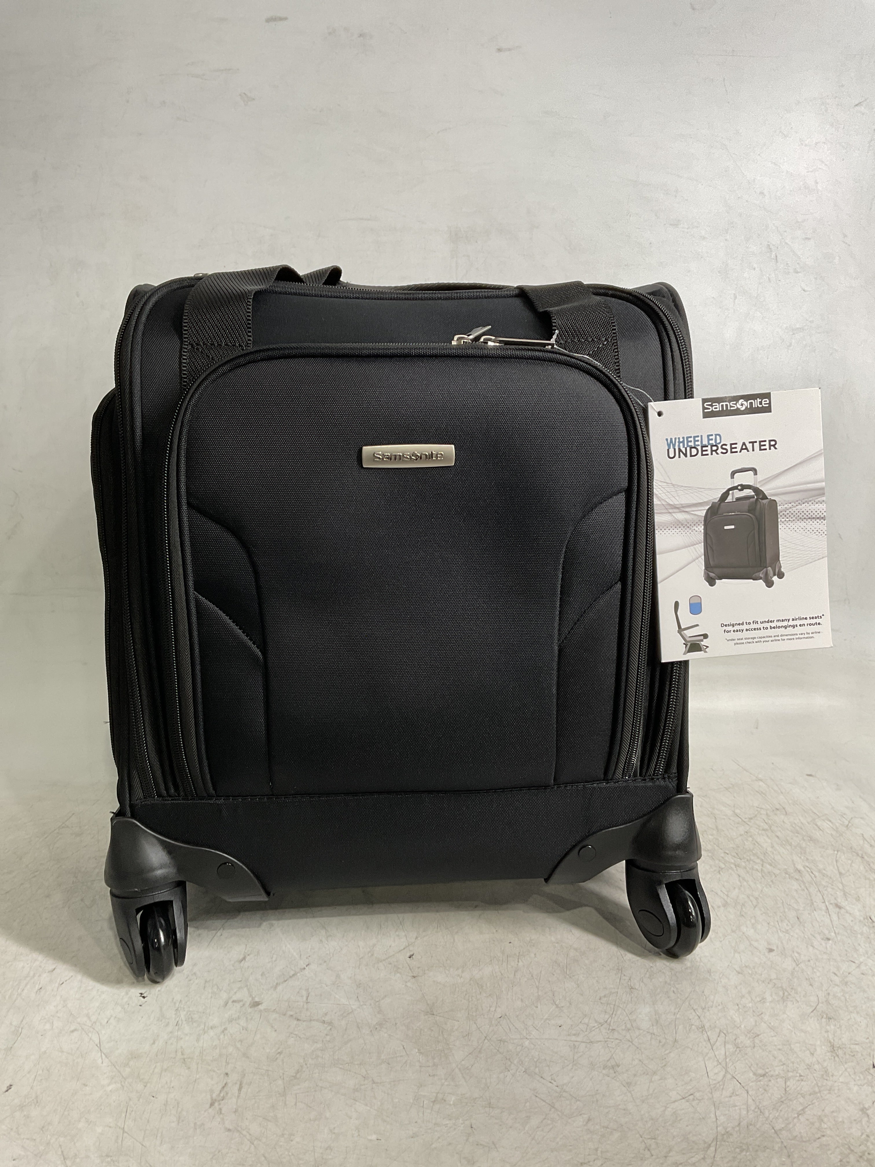 Samsonite Underseat Carry-On Spinner with USB Port ( Jet Black , One Size ) Jet Black One Size U3