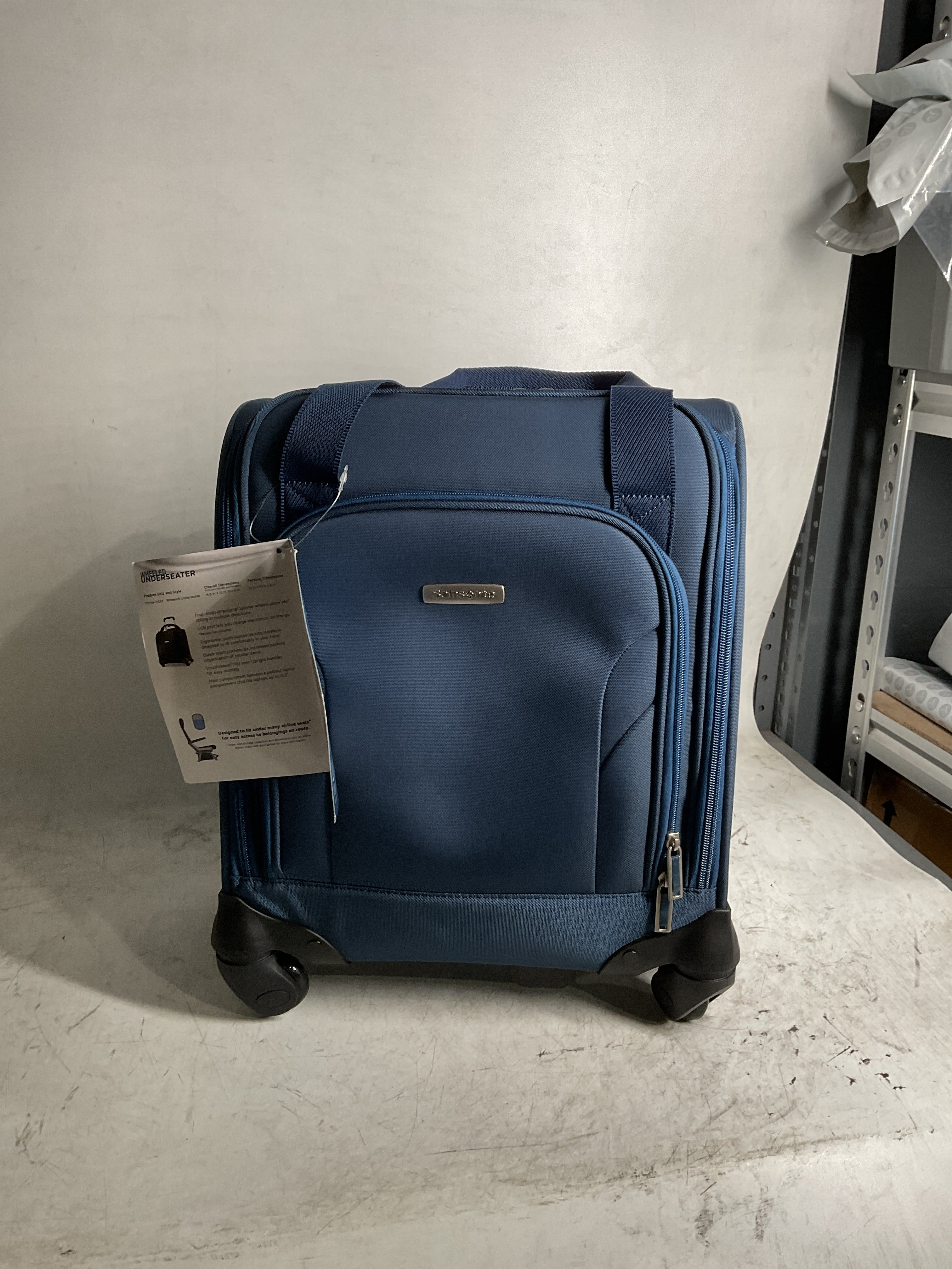 Samsonite Underseat Carry-On Spinner with USB Port ( Ocean , One Size ) Ocean One Size U4