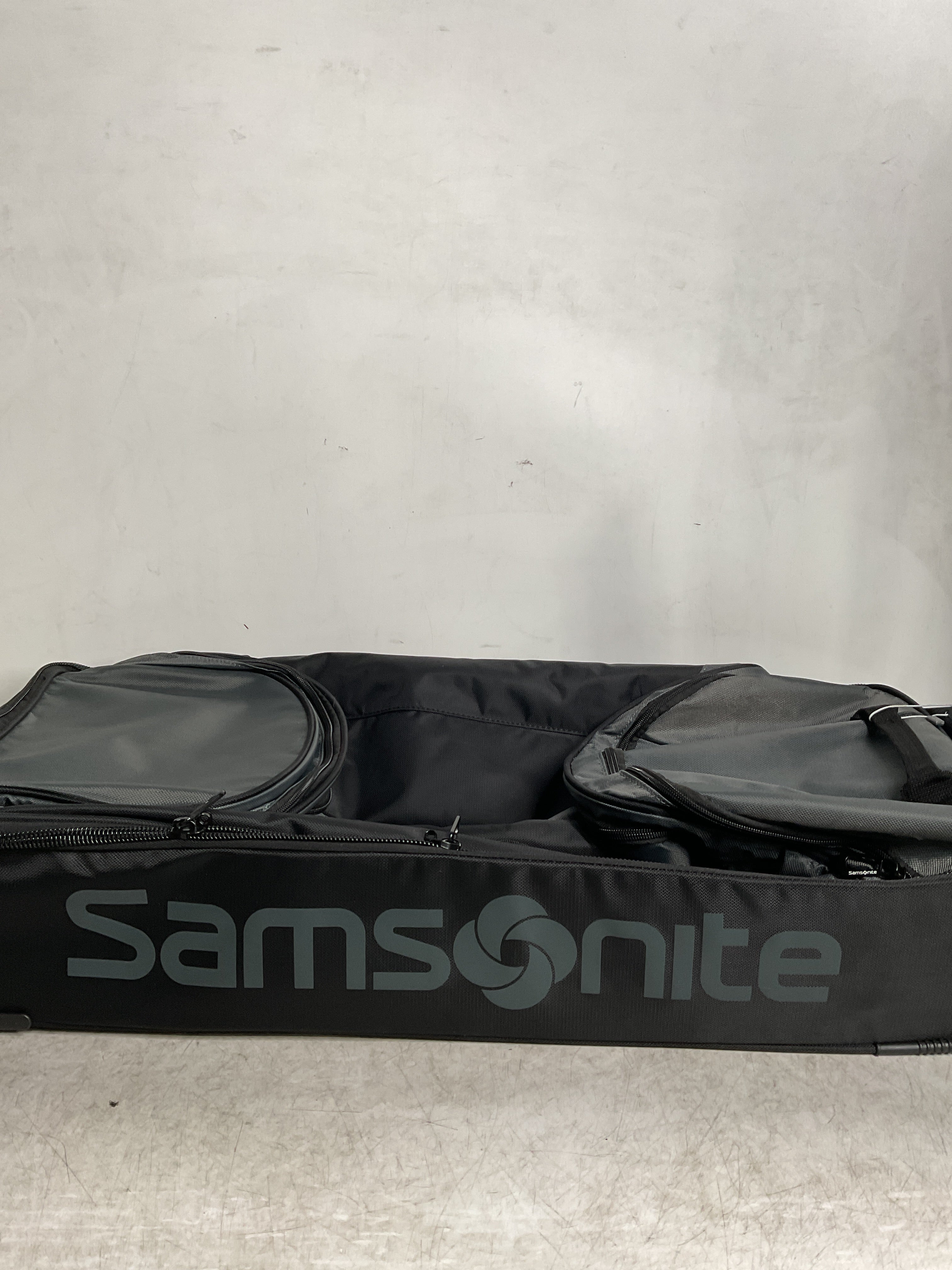 Samsonite Andante 2 Wheeled 28-Inch Duffle ( Riverrock/Black , 28-Inch ) Riverrock/Black 28 Inch U5