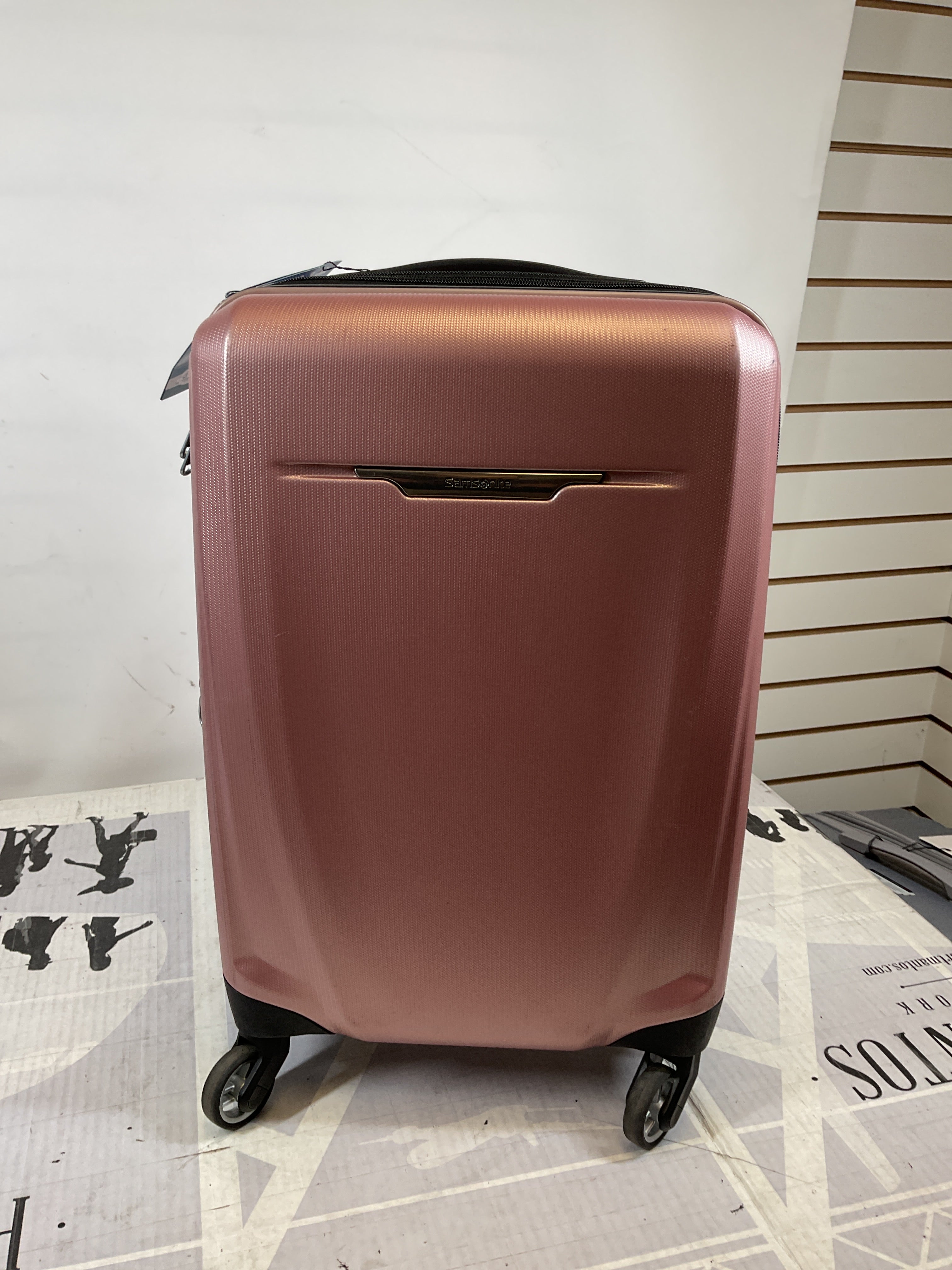 Samsonite Winfield 3 DLX Spinner ( Burnt Orange , Carry-On 20-Inch ) Burnt Orange Carry On 20 Inch U1